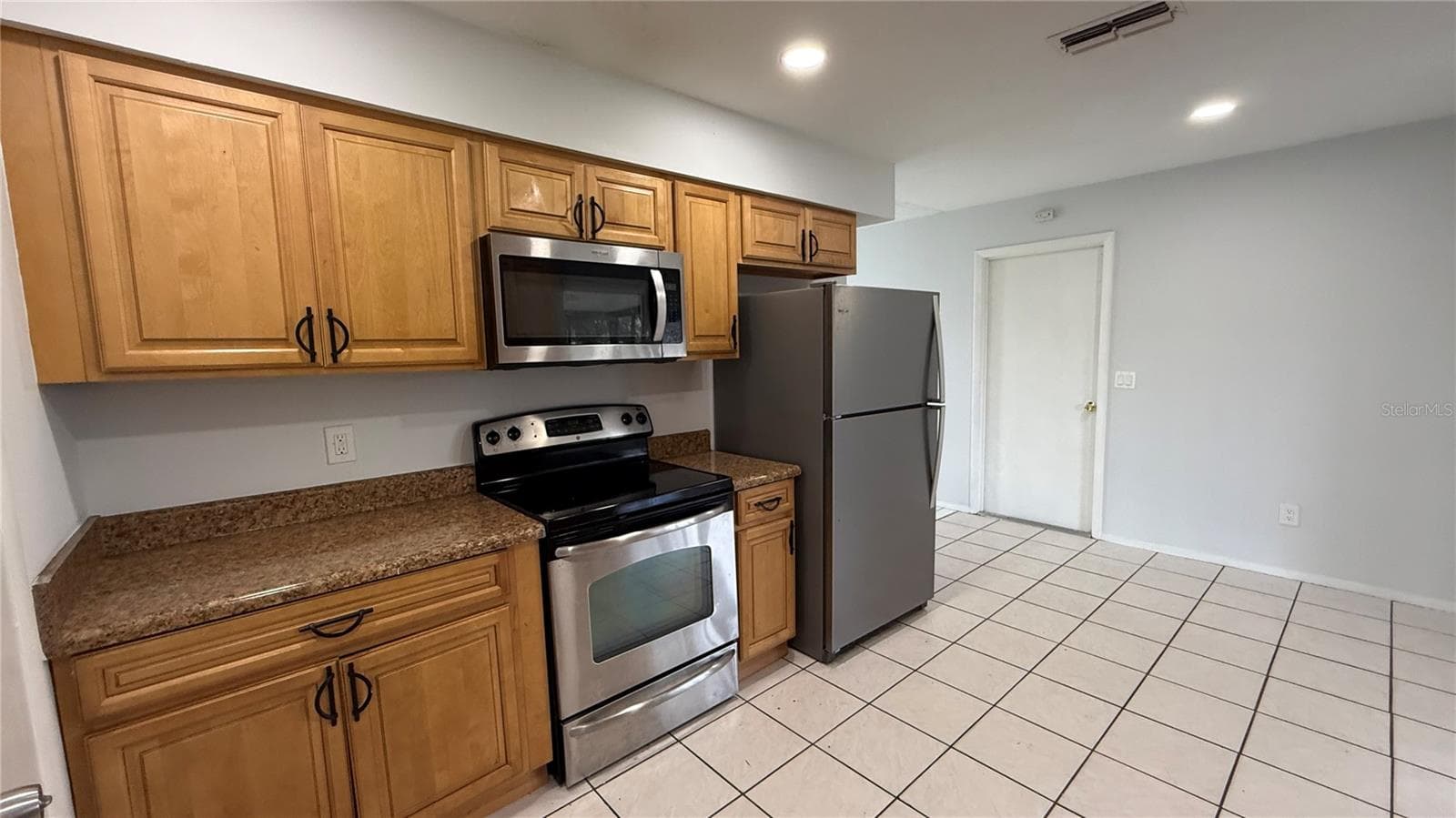 Single Family Residence at 135 MORELIA LN, KISSIMMEE, photo 10 of 45