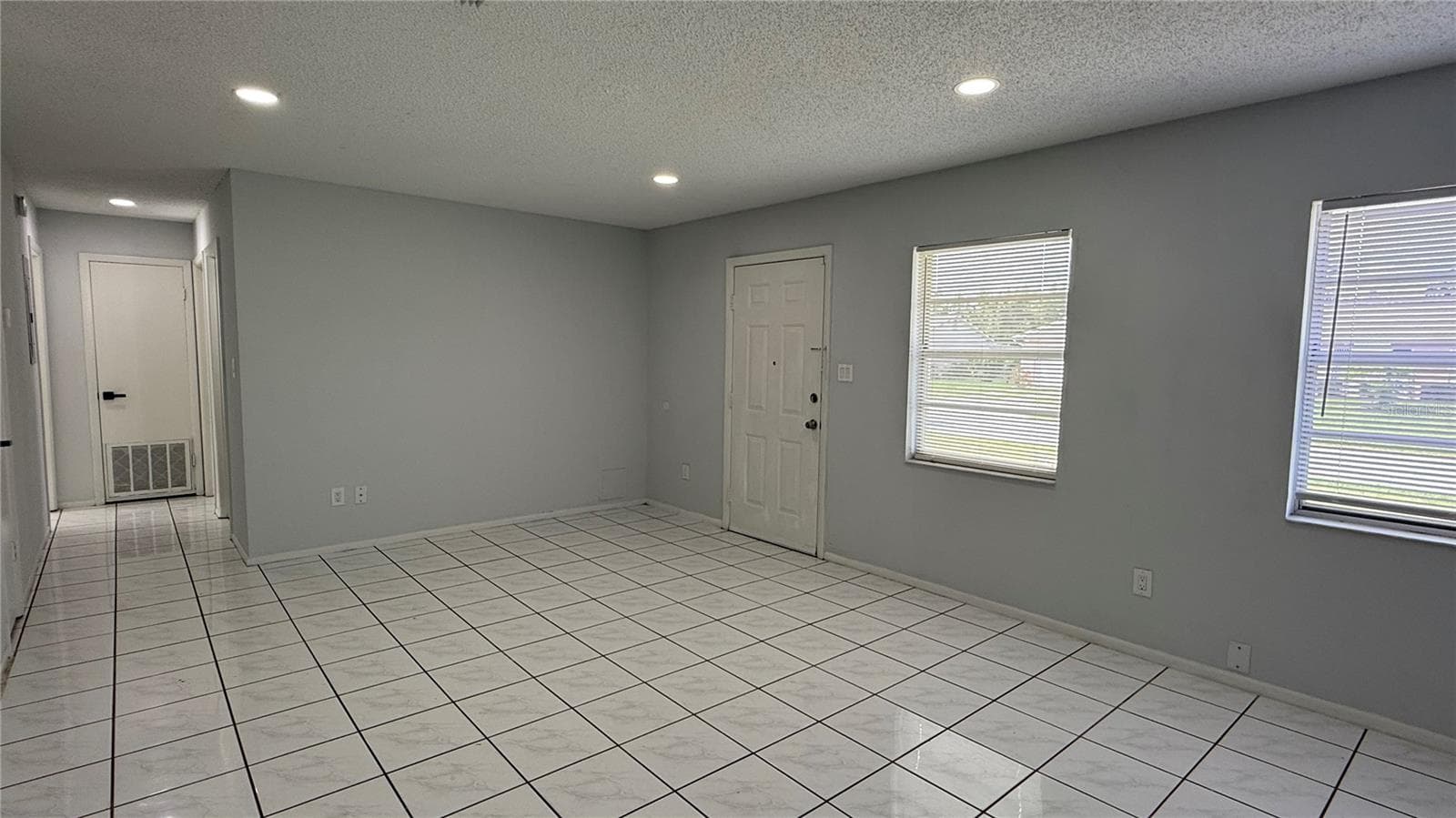 Single Family Residence at 135 MORELIA LN, KISSIMMEE, photo 14 of 45