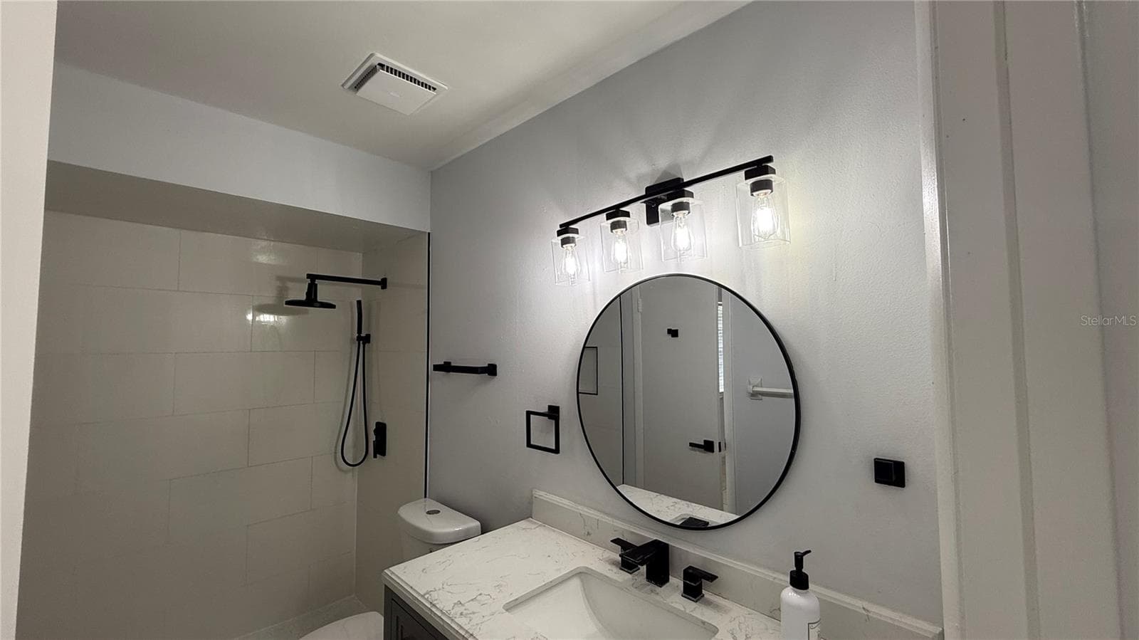 Single Family Residence at 135 MORELIA LN, KISSIMMEE, photo 20 of 45