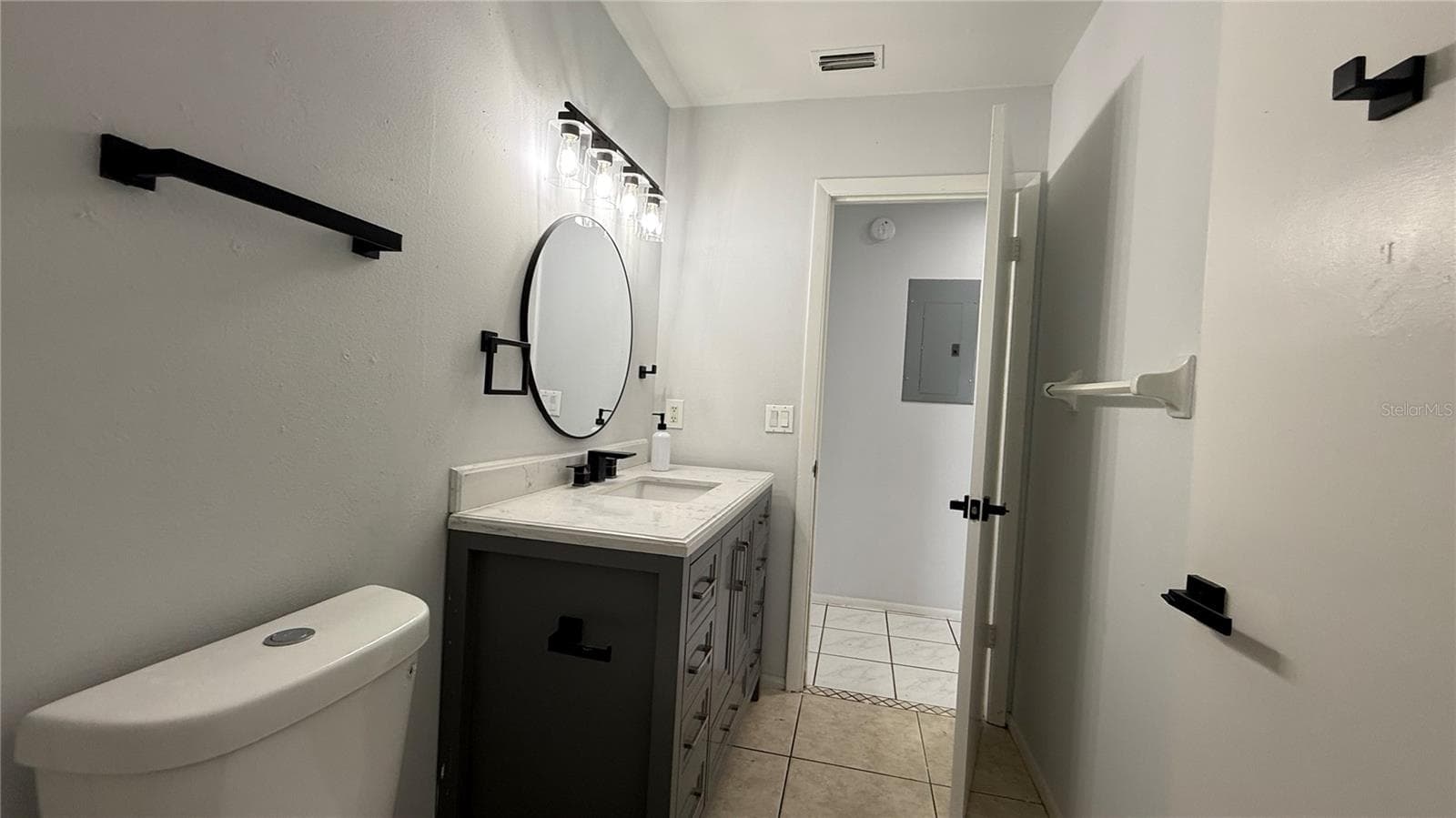 Single Family Residence at 135 MORELIA LN, KISSIMMEE, photo 21 of 45