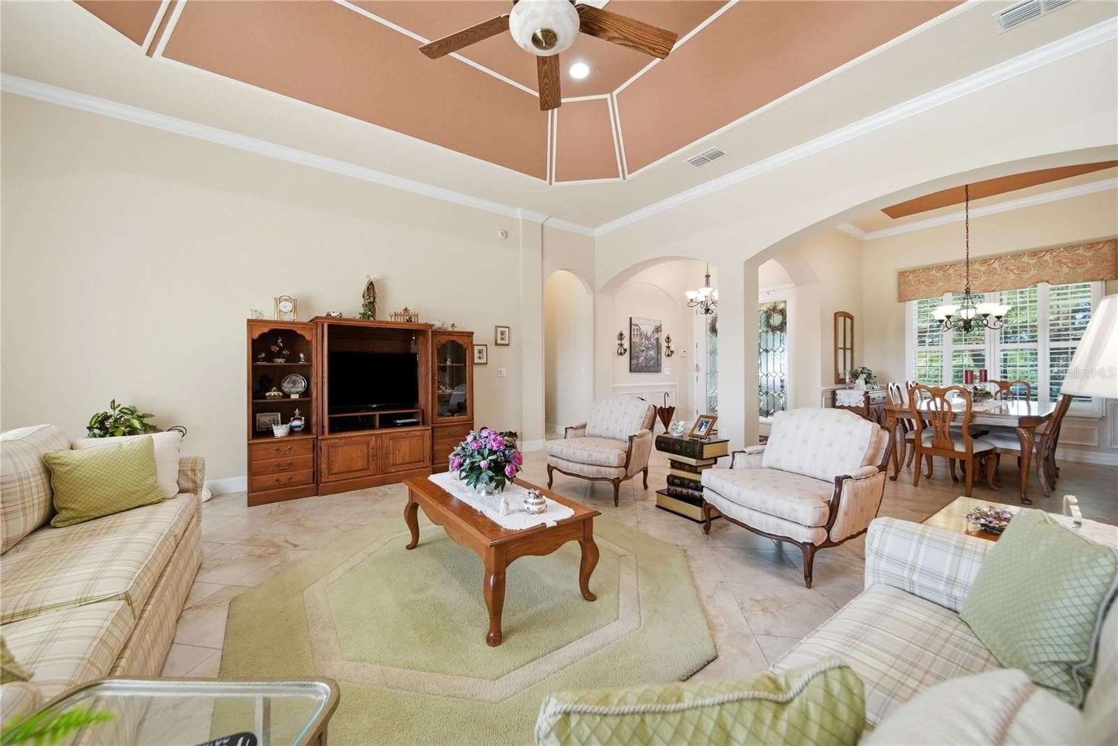 Single Family Residence at 166 BAYOU BEND RD, GROVELAND, photo 6 of 36