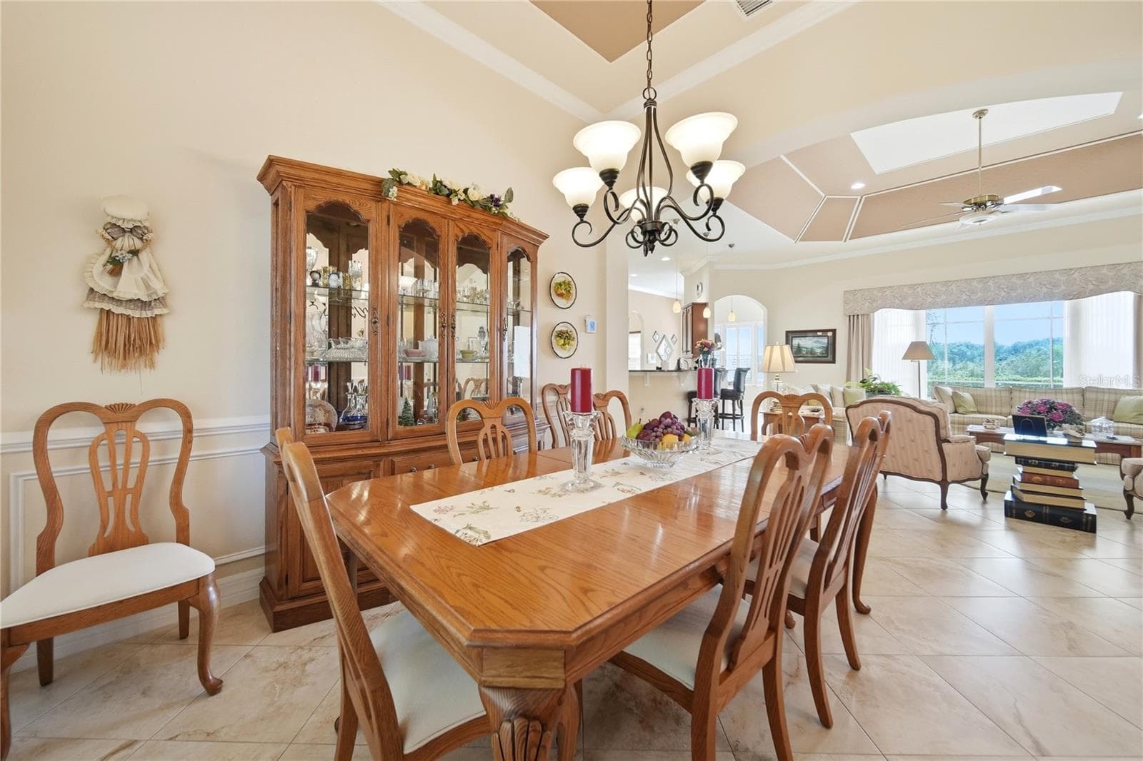 Single Family Residence at 166 BAYOU BEND RD, GROVELAND, photo 8 of 36