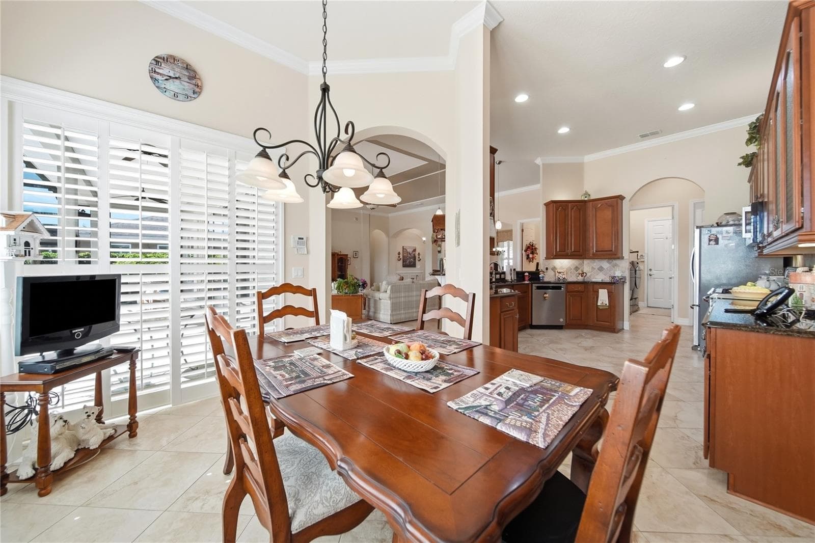 Single Family Residence at 166 BAYOU BEND RD, GROVELAND, photo 12 of 36
