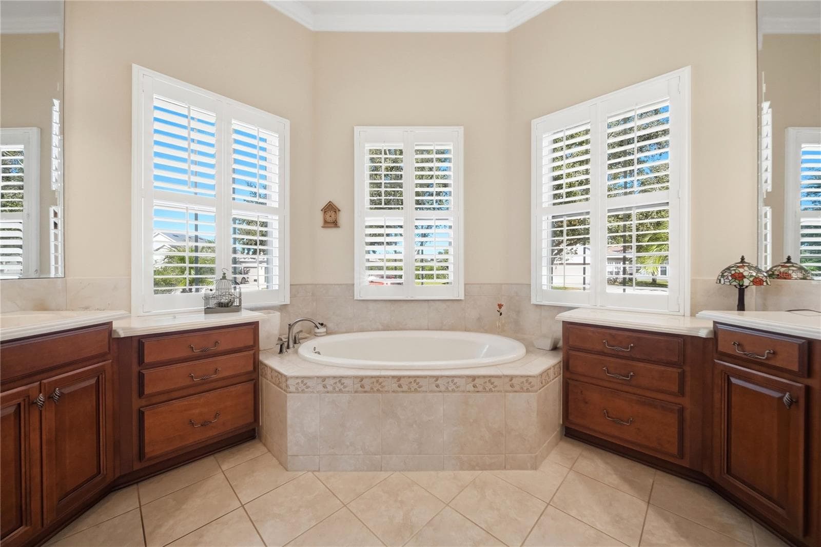 Single Family Residence at 166 BAYOU BEND RD, GROVELAND, photo 23 of 36