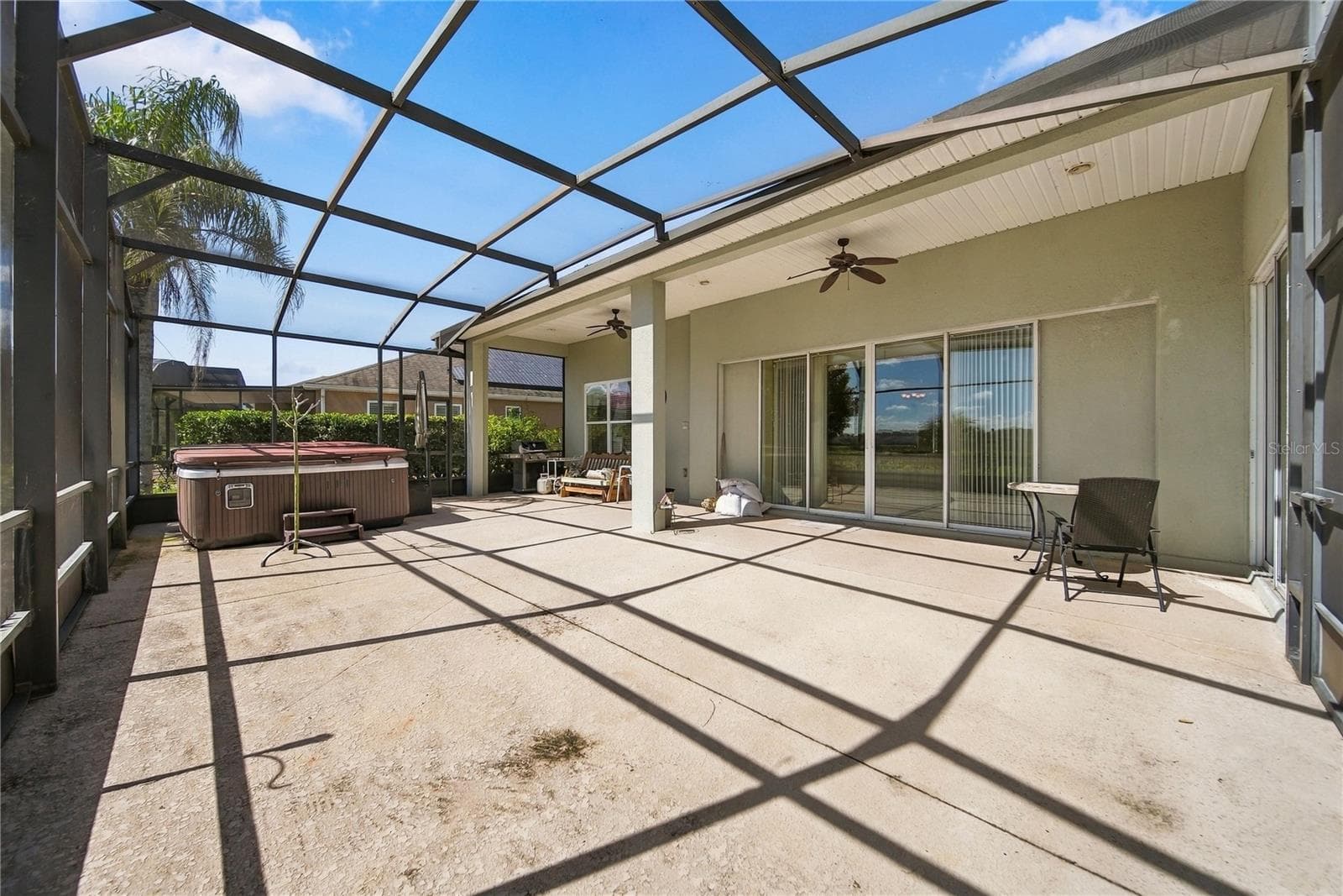 Single Family Residence at 166 BAYOU BEND RD, GROVELAND, photo 27 of 36