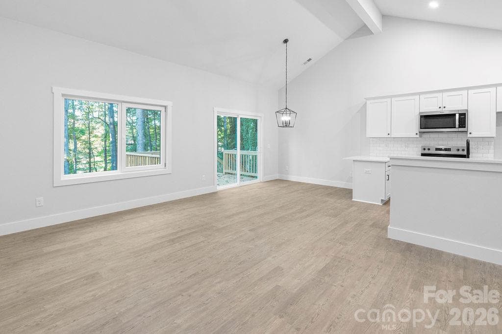 Single Family Residence at 1520 Holly Court NW, Lenoir, photo 6 of 32