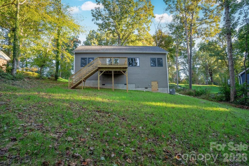 Single Family Residence at 1520 Holly Court NW, Lenoir, photo 31 of 32