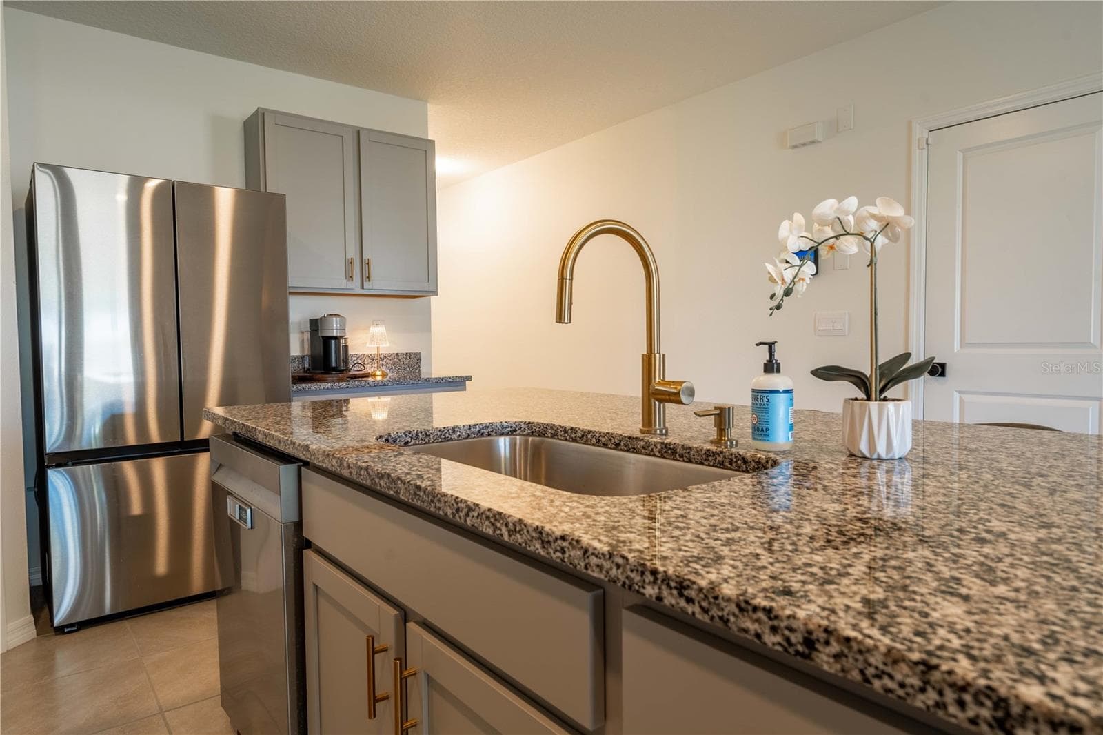 Single Family Residence at 9072 FORGE BREEZE LOOP, WESLEY CHAPEL, photo 9 of 48