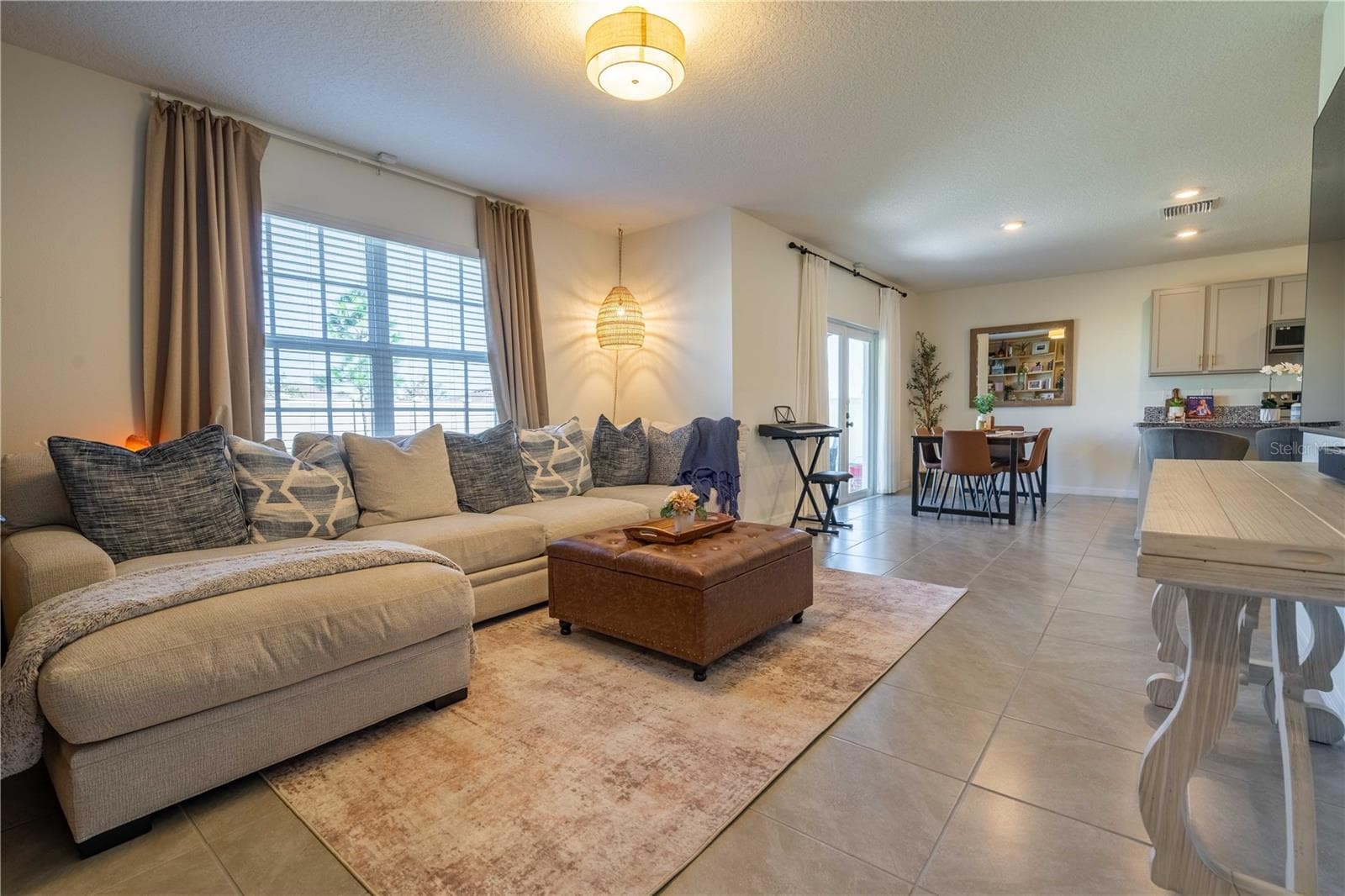 Single Family Residence at 9072 FORGE BREEZE LOOP, WESLEY CHAPEL, photo 16 of 48