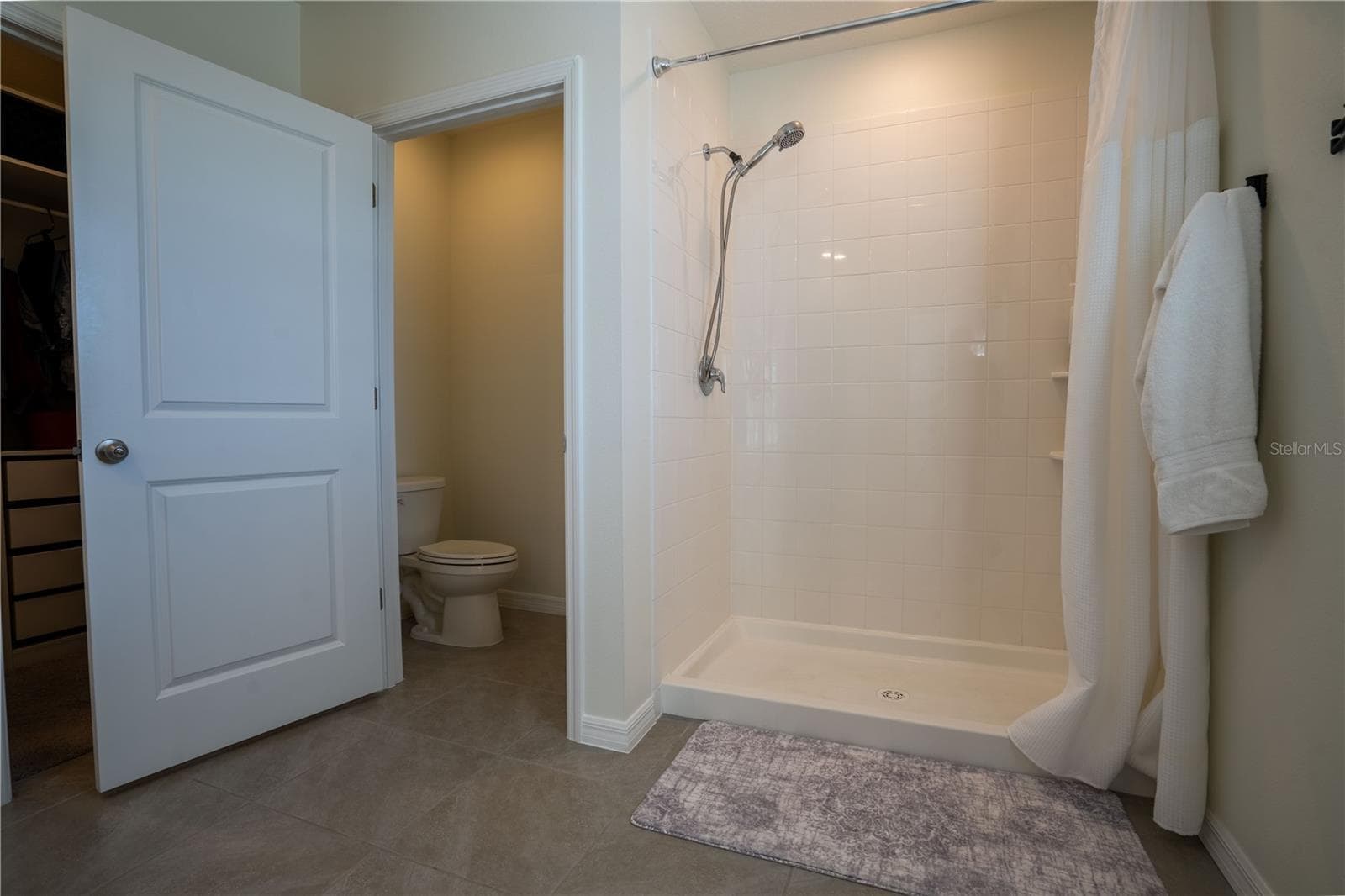 Single Family Residence at 9072 FORGE BREEZE LOOP, WESLEY CHAPEL, photo 32 of 48