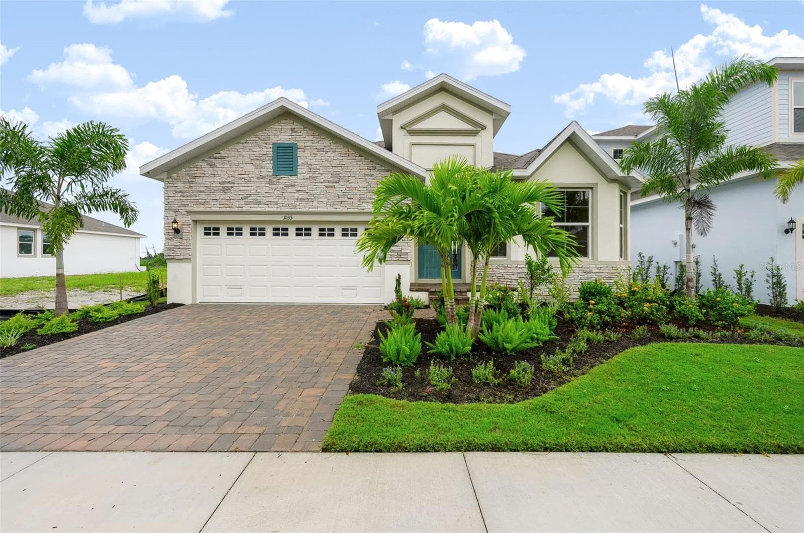 1033 SIGNET DR