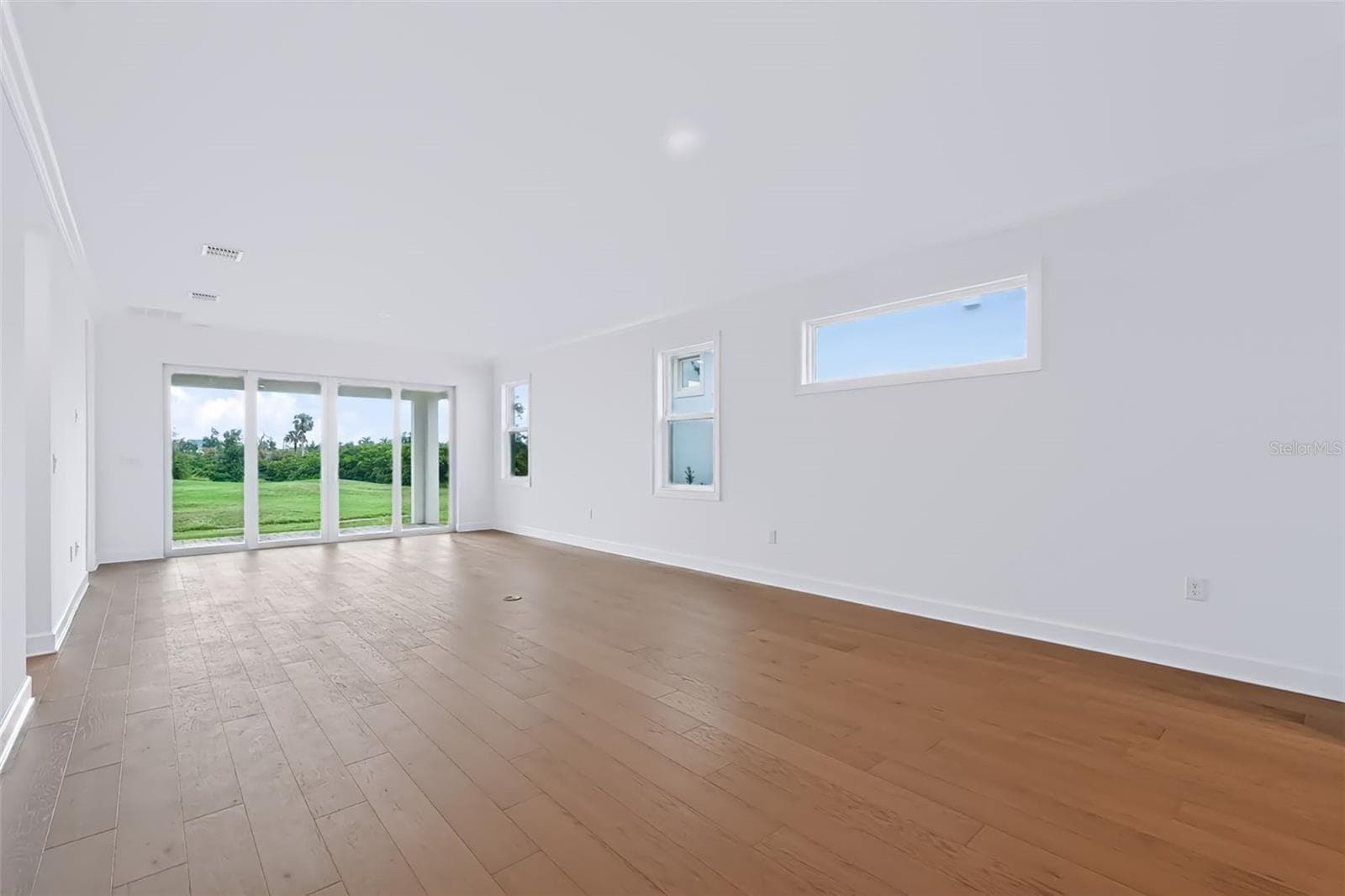 Single Family Residence at 1033 SIGNET DR, APOLLO BEACH, photo 11 of 36