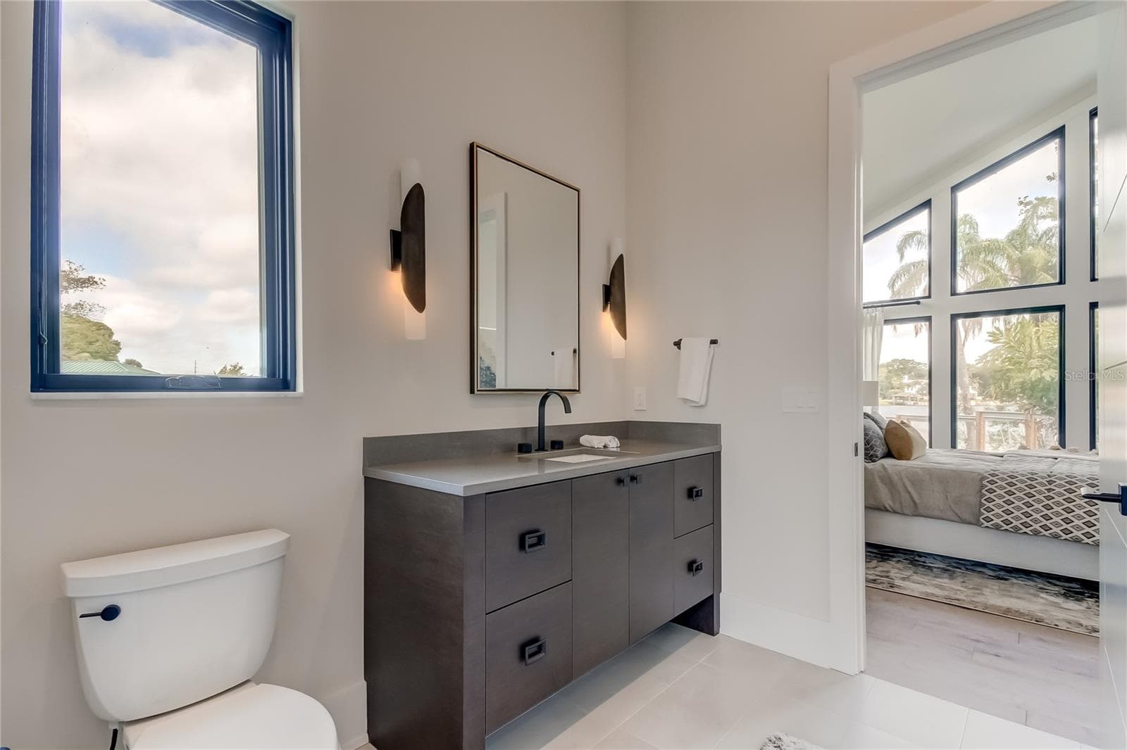 Single Family Residence at 9586 TROUTWATER LN, TAMPA, photo 21 of 72
