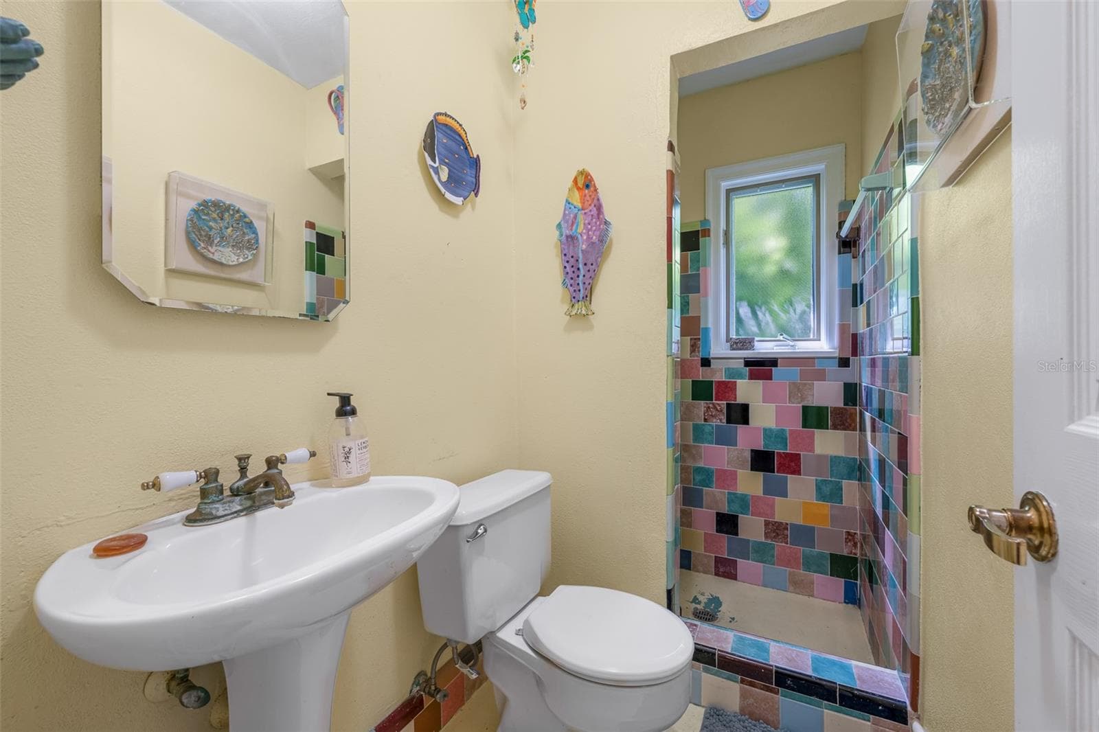 Bathroom - 628 RIVIERA DR, TAMPA