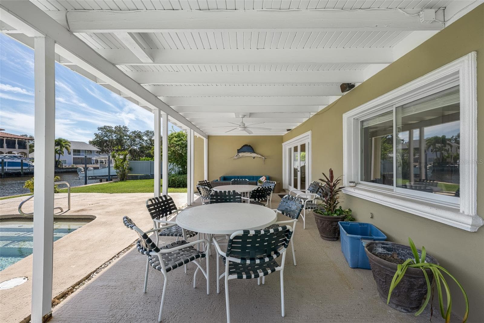 Single Family Residence at 628 RIVIERA DR, TAMPA, photo 23 of 64