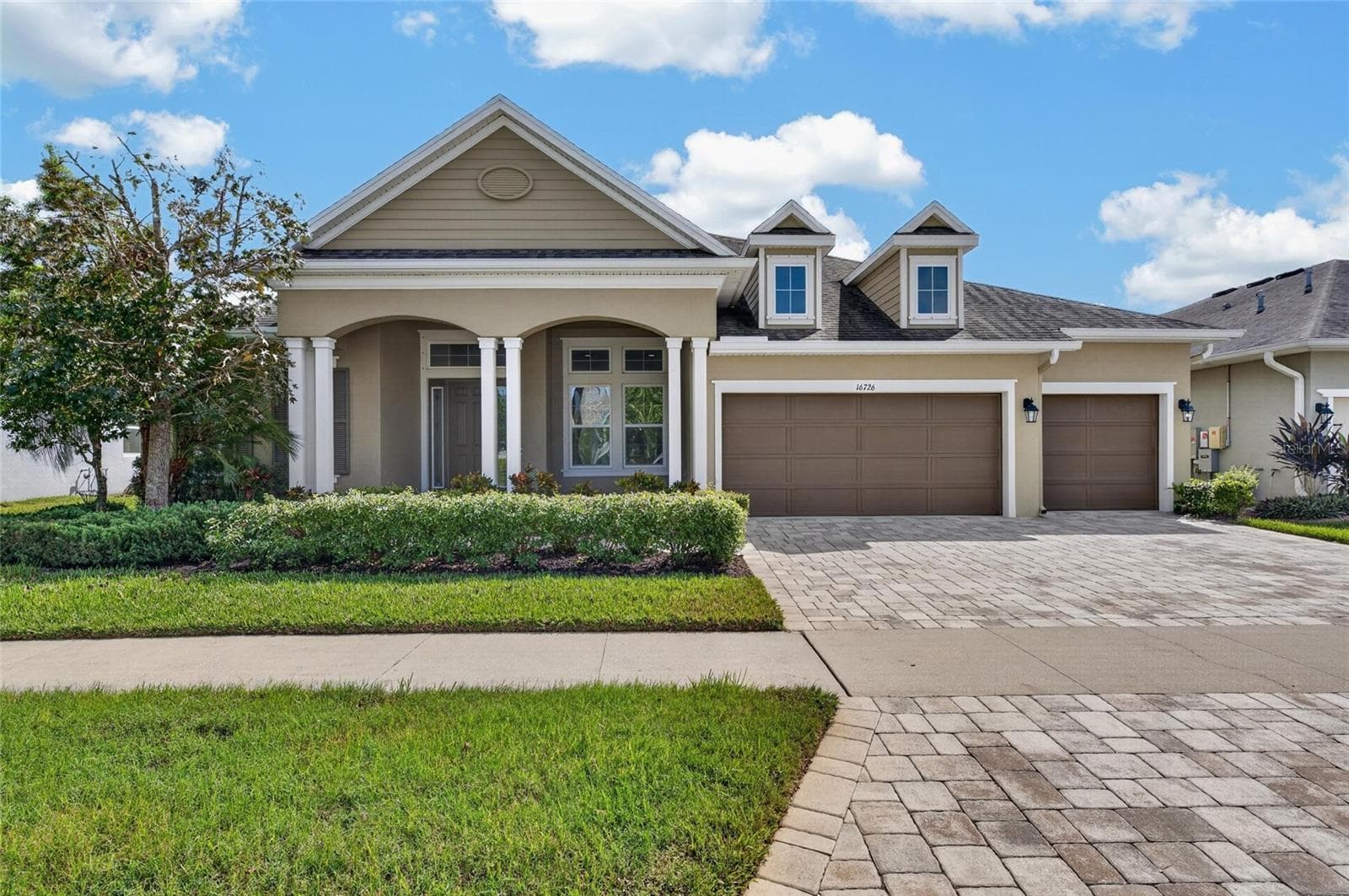 Single Family Residence at 16726 COURTYARD LOOP, LAND O LAKES, photo 4 of 97