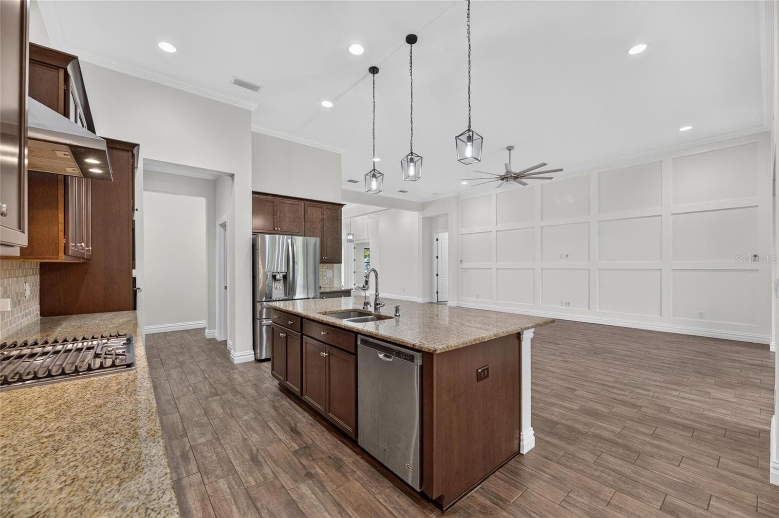 Single Family Residence at 16726 COURTYARD LOOP, LAND O LAKES, photo 20 of 97