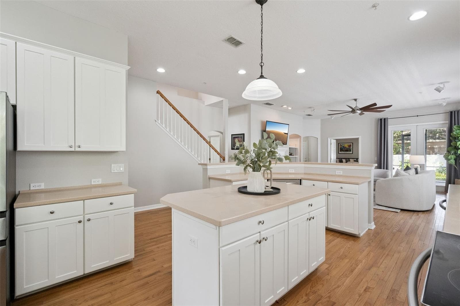 Single Family Residence at 9685 SWEETLEAF ST, ORLANDO, photo 13 of 40