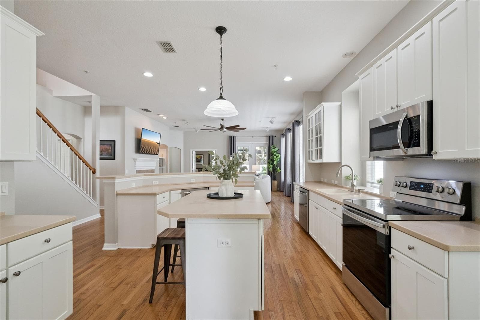 Single Family Residence at 9685 SWEETLEAF ST, ORLANDO, photo 14 of 40