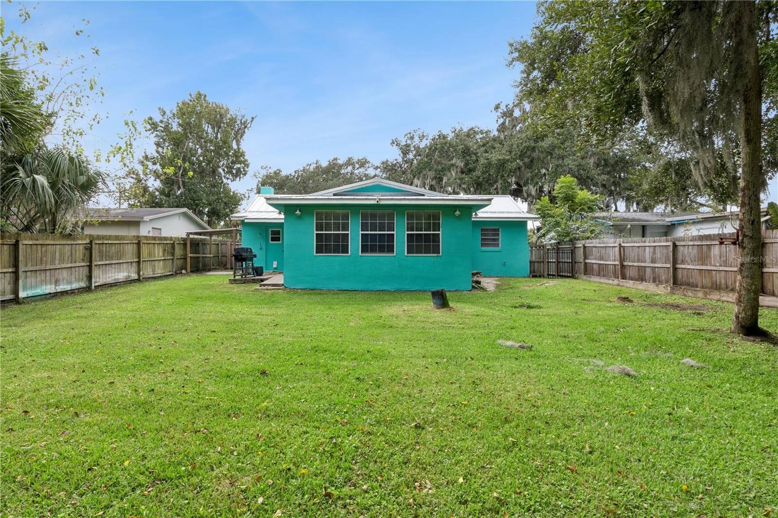 Single Family Residence at 1525 MOBILE AVE, HOLLY HILL, photo 42 of 47