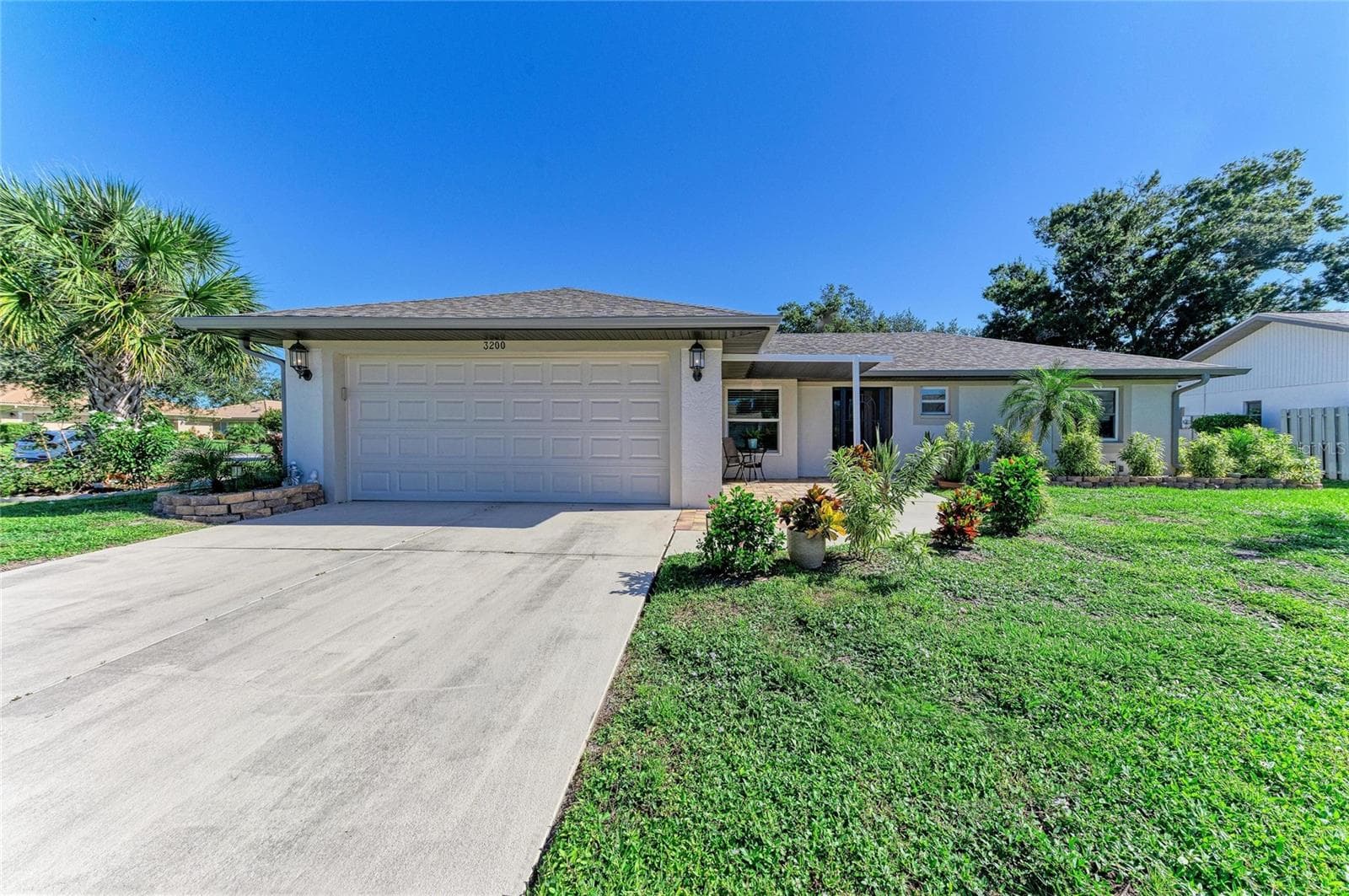 Single Family Residence at 3200 MEADOW RUN DR, VENICE, photo 3 of 60