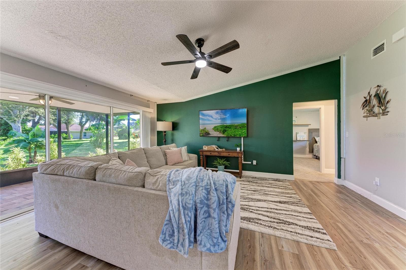 Single Family Residence at 3200 MEADOW RUN DR, VENICE, photo 8 of 60