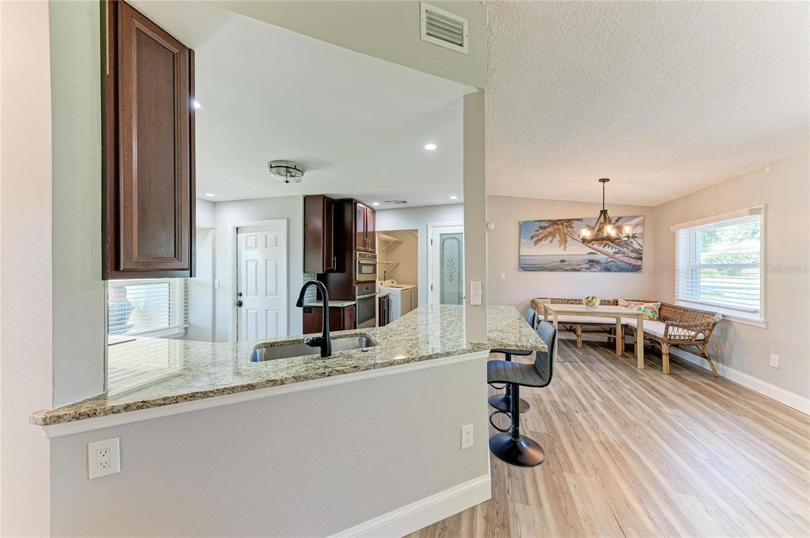 Single Family Residence at 3200 MEADOW RUN DR, VENICE, photo 12 of 60