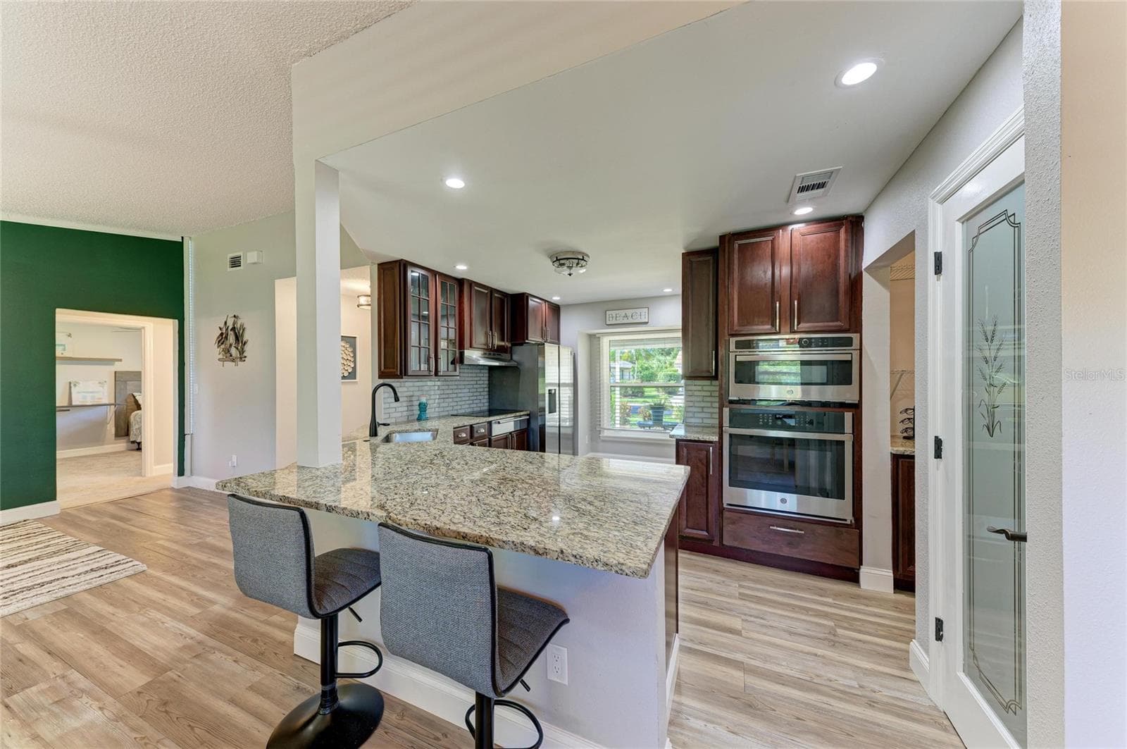 Single Family Residence at 3200 MEADOW RUN DR, VENICE, photo 14 of 60