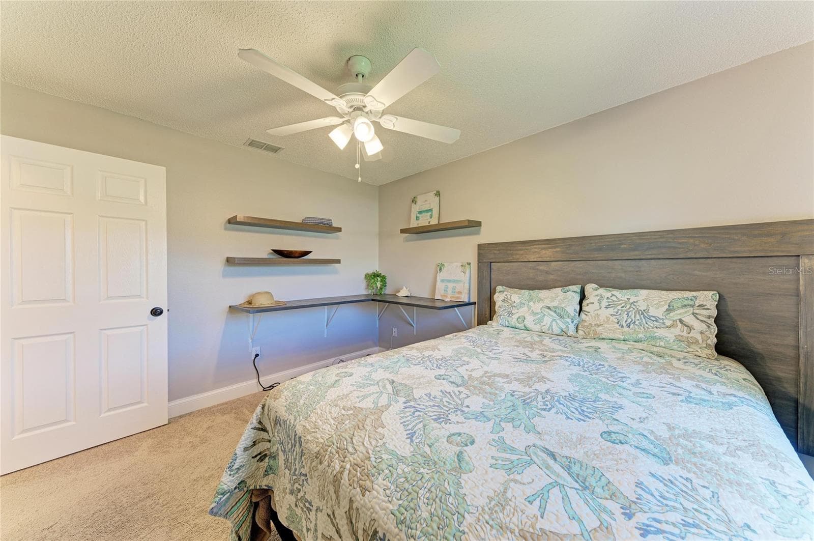 Single Family Residence at 3200 MEADOW RUN DR, VENICE, photo 28 of 60