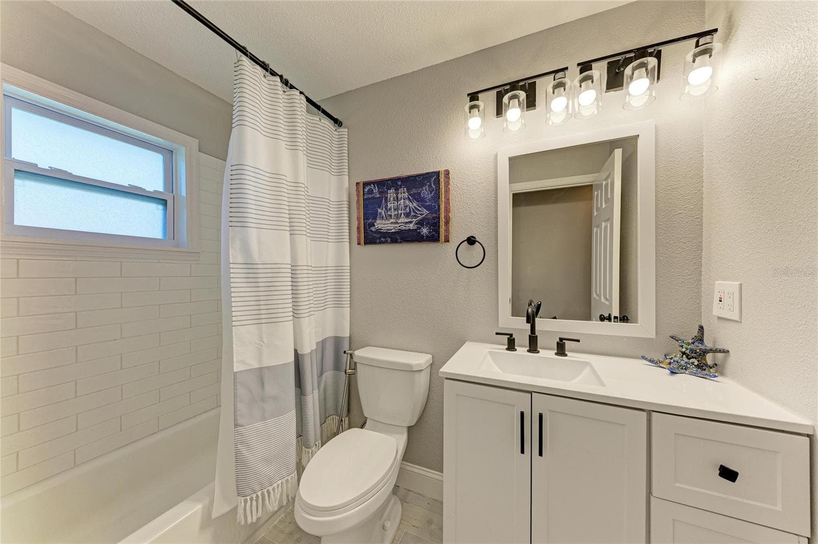 Single Family Residence at 3200 MEADOW RUN DR, VENICE, photo 29 of 60