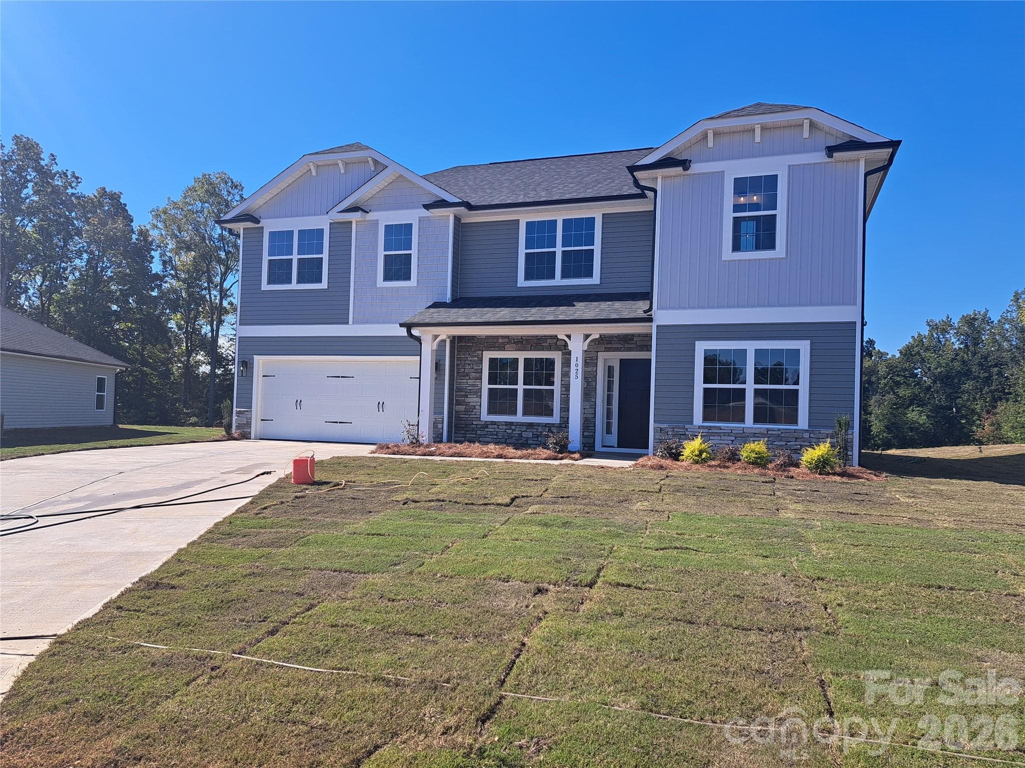 Single Family Residence at 1025 Kildare Drive, Salisbury, photo 2 of 14