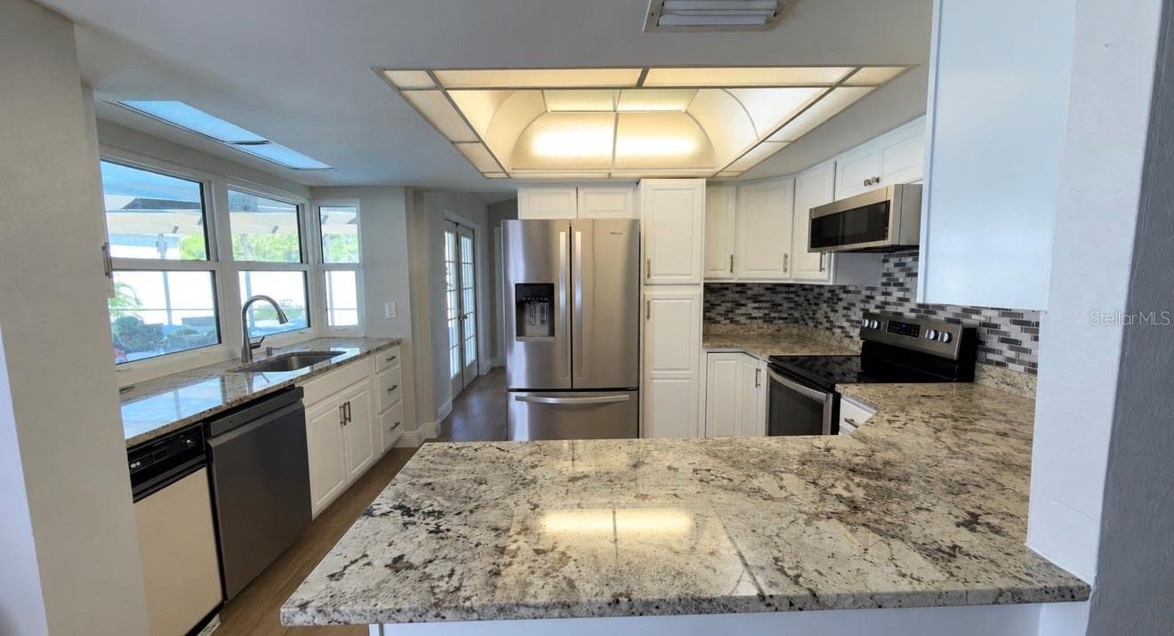 Single Family Residence at 8112 GOLDEN BEAR LOOP, PORT RICHEY, photo 8 of 29