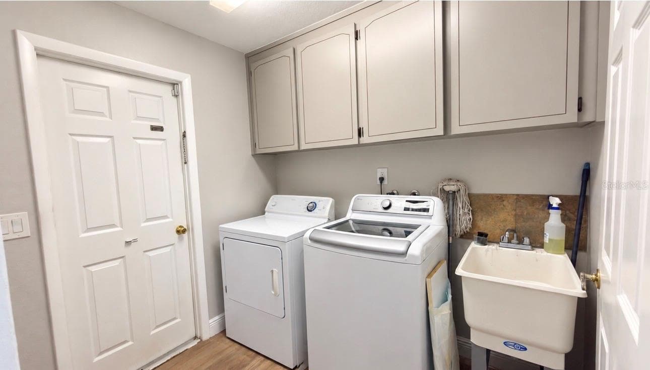 Single Family Residence at 8112 GOLDEN BEAR LOOP, PORT RICHEY, photo 21 of 29
