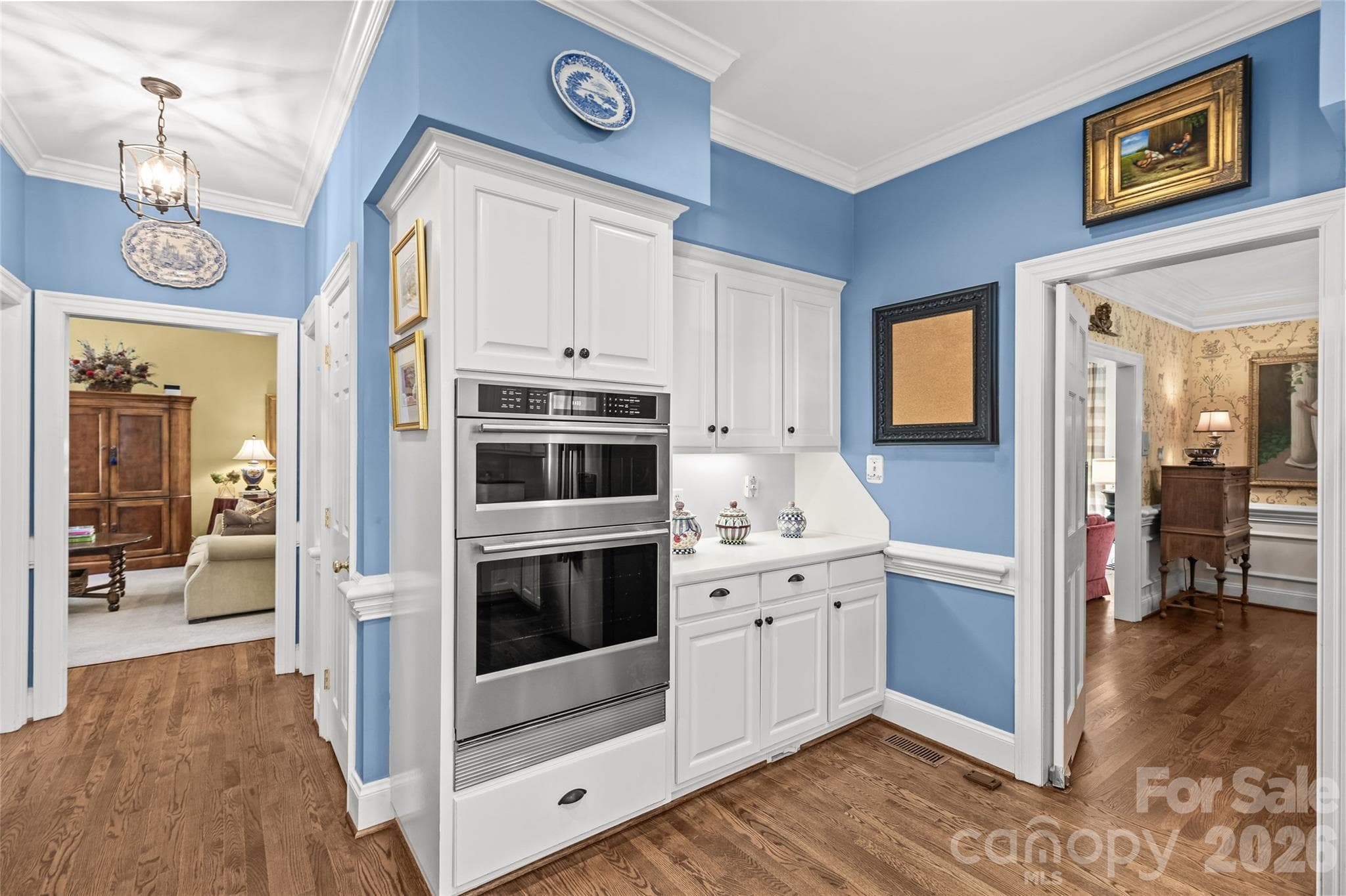 Single Family Residence at 3601 Castellaine Drive, Charlotte, photo 7 of 27