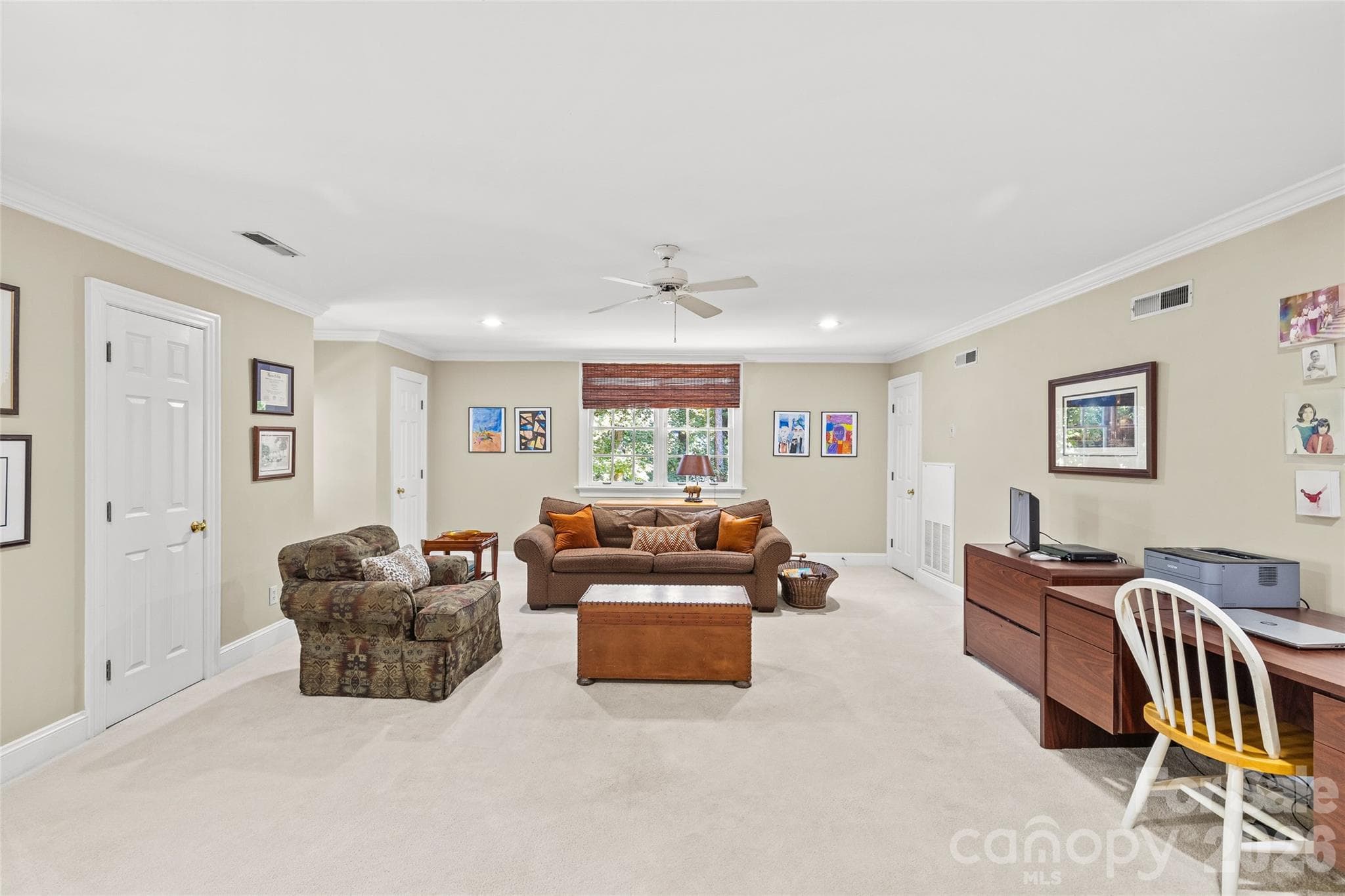 Single Family Residence at 3601 Castellaine Drive, Charlotte, photo 16 of 27