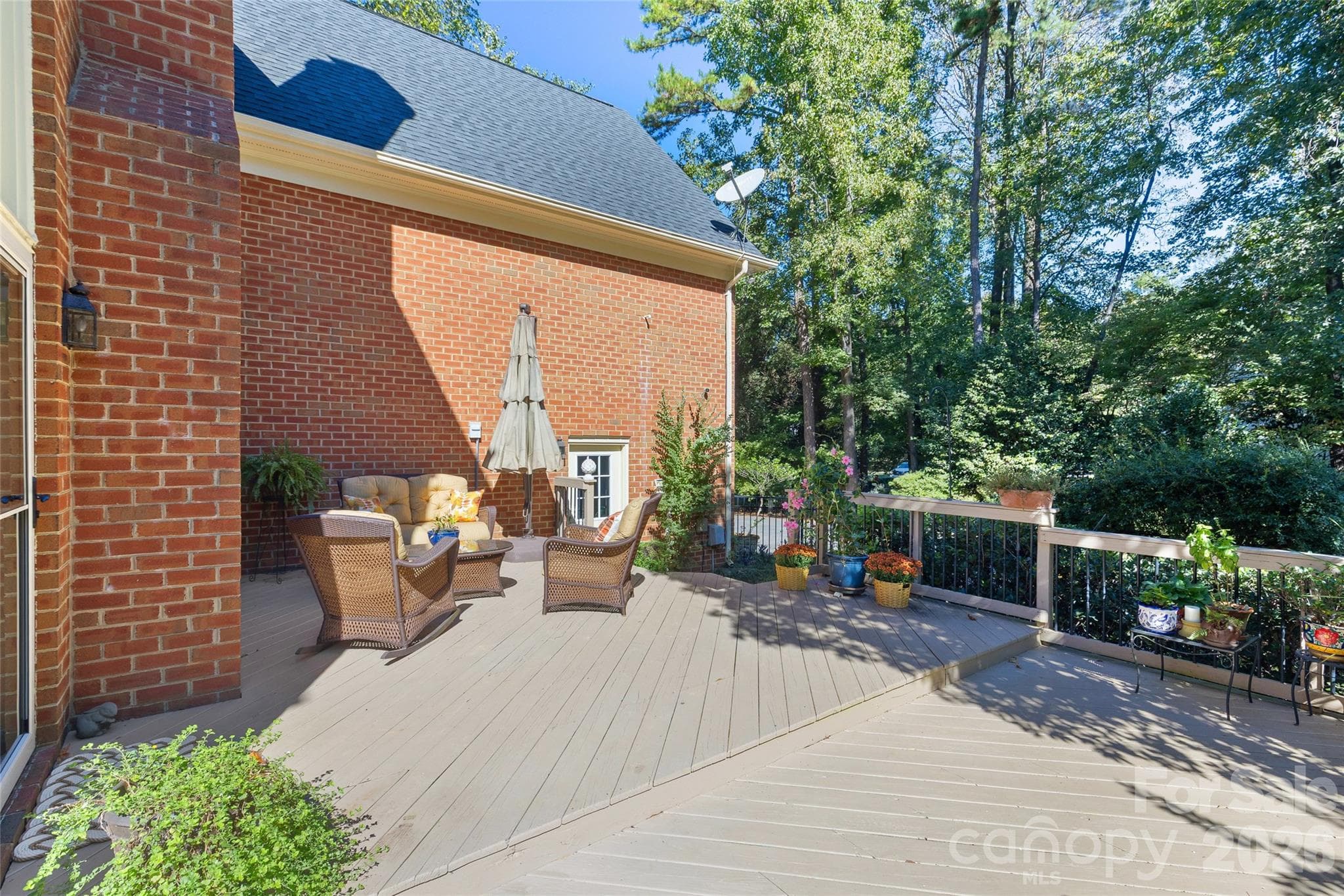 Single Family Residence at 3601 Castellaine Drive, Charlotte, photo 23 of 27