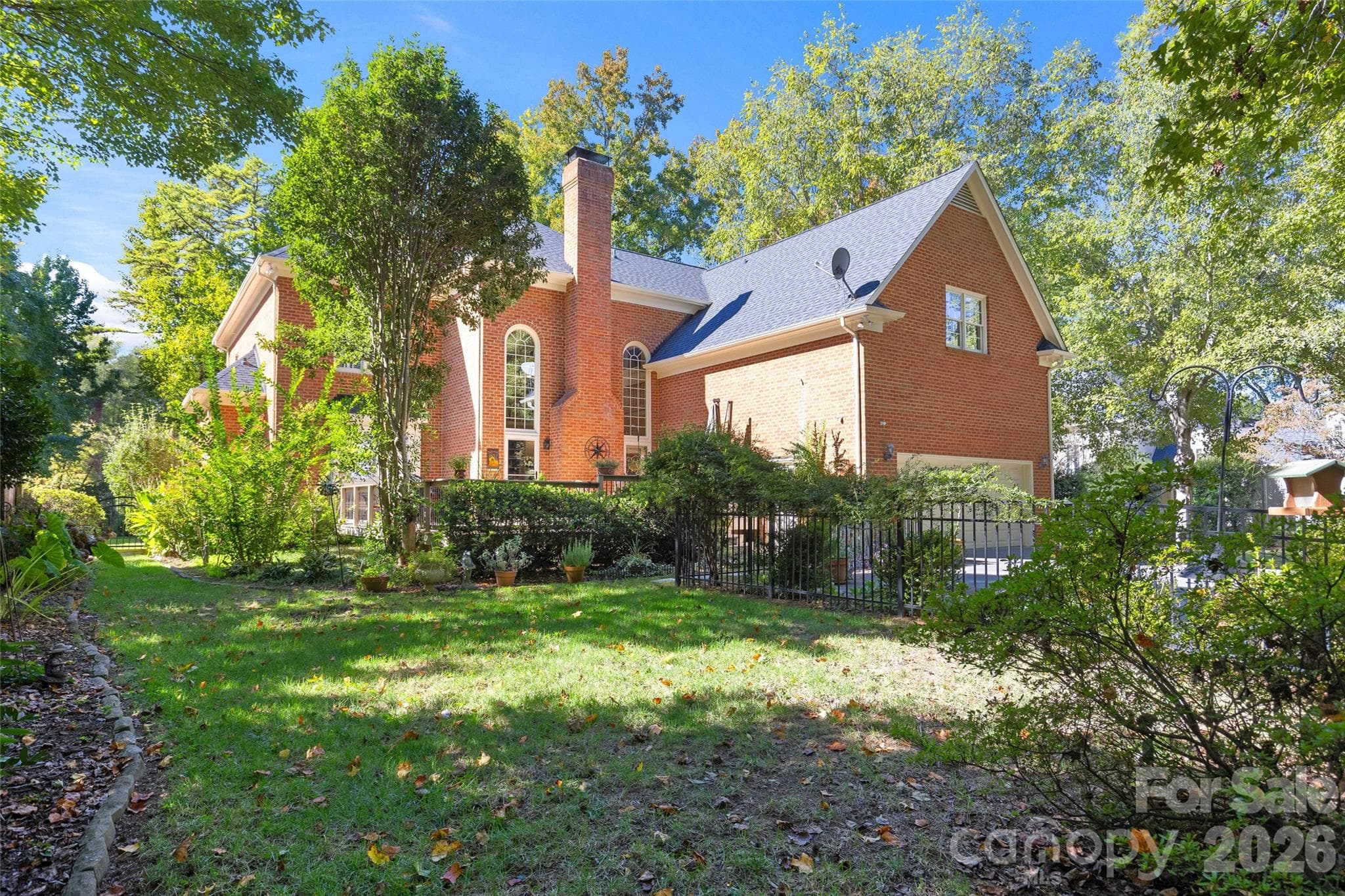 Single Family Residence at 3601 Castellaine Drive, Charlotte, photo 25 of 27