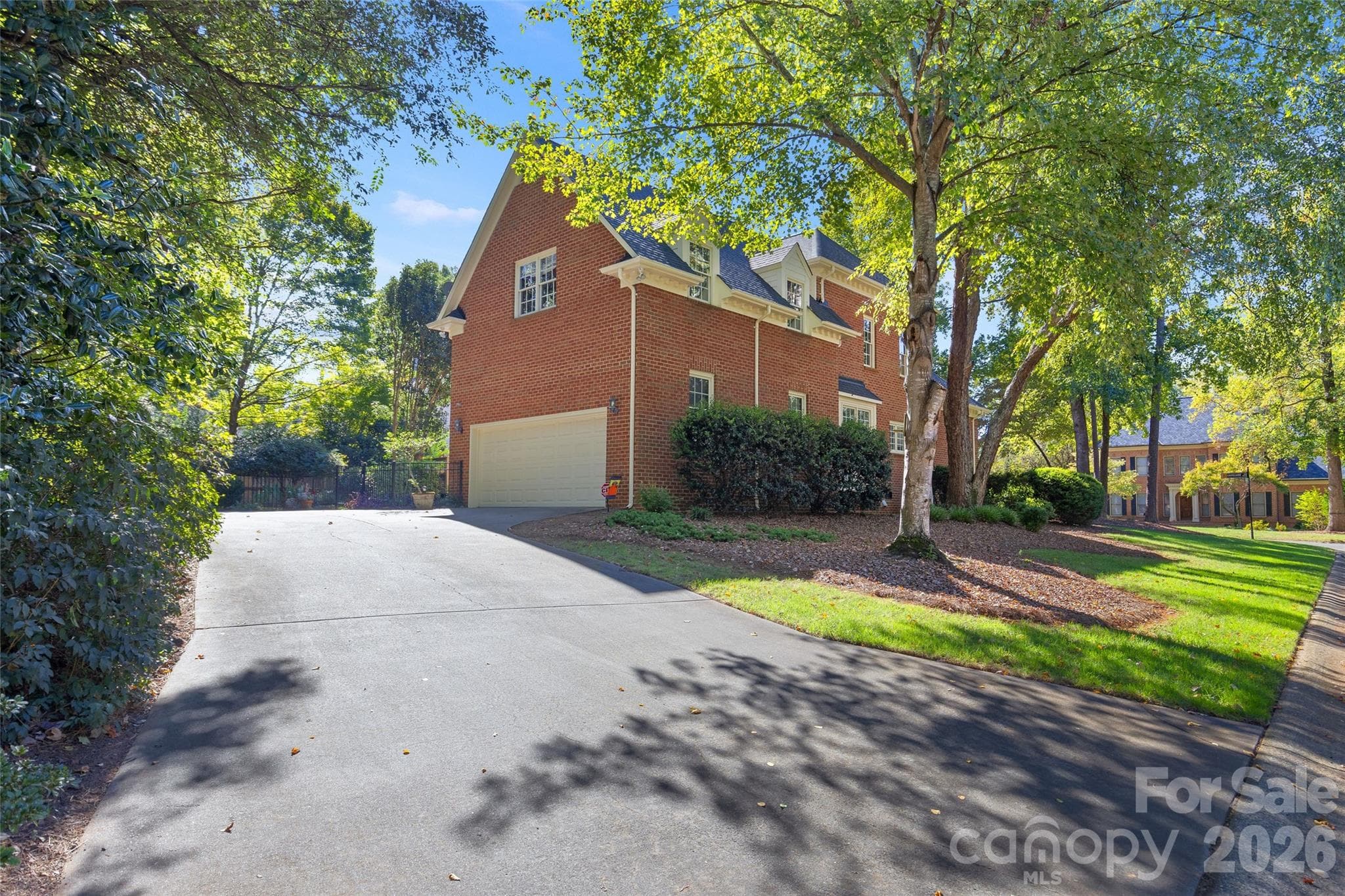 Single Family Residence at 3601 Castellaine Drive, Charlotte, photo 26 of 27