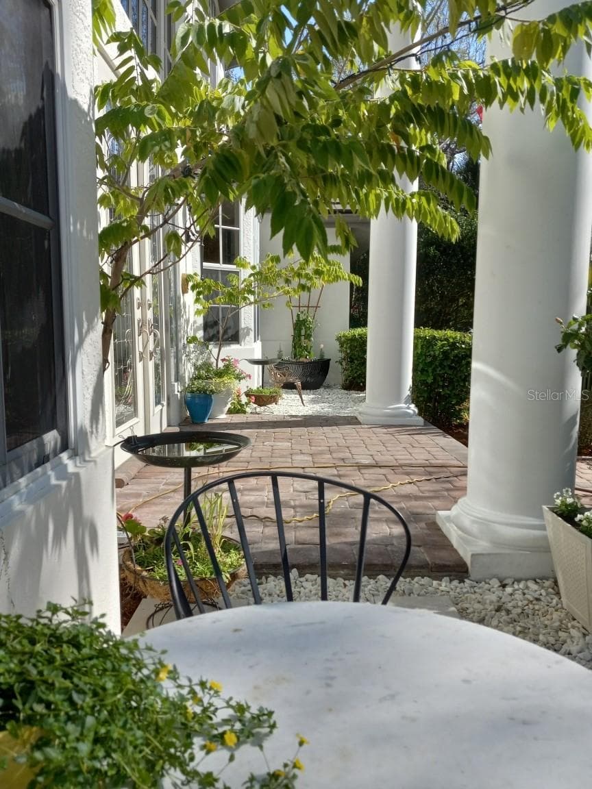 Front of house - 3171 DICK WILSON DR, SARASOTA