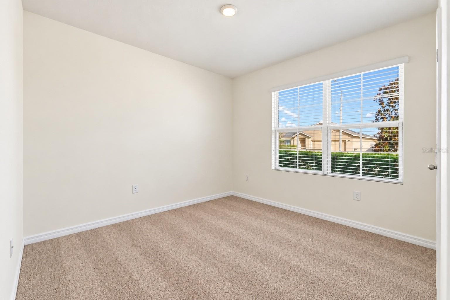 Single Family Residence at 3132 COUNTRY CLUB CIR, WINTER HAVEN, photo 16 of 31
