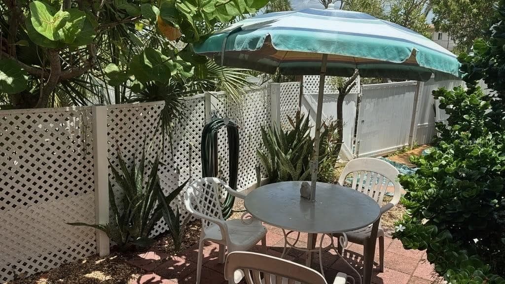 Patio set for relaxing - 8175 GULF BLVD, ST PETE BEACH