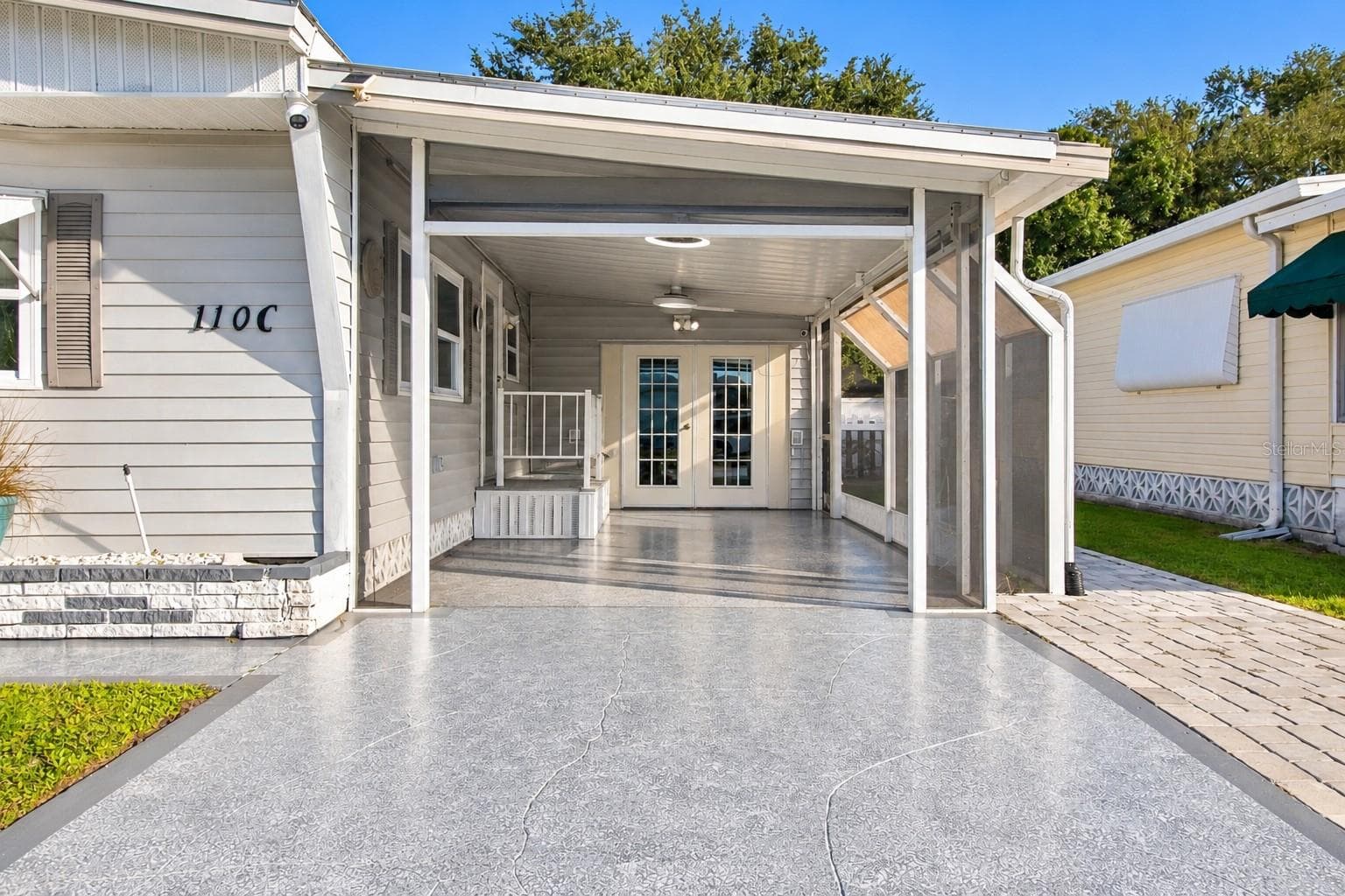 Screen opened - 808 53RD AVE E #110, BRADENTON