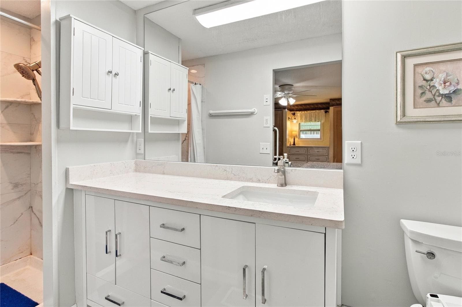 Updated Bathroom - 808 53RD AVE E #110, BRADENTON