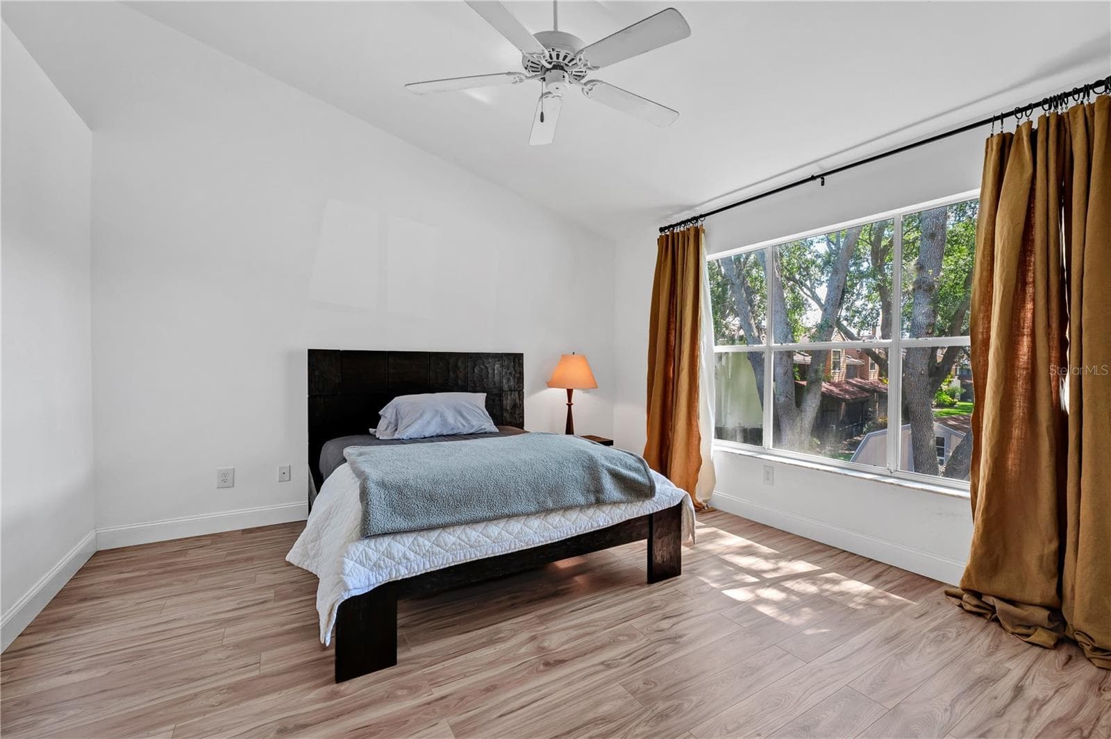 Condominium at 3011 COTTAGE GROVE CT #2003, ORLANDO, photo 16 of 46