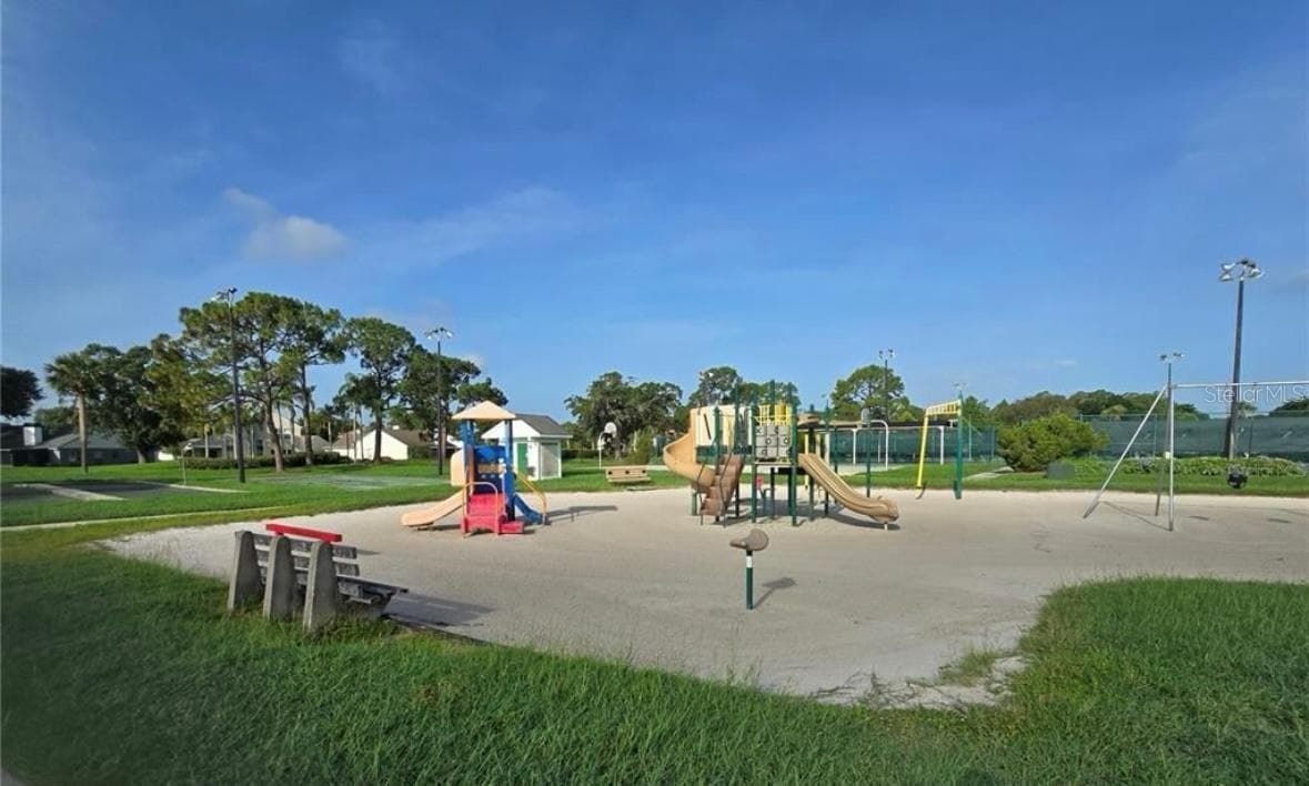 Condominium at 3011 COTTAGE GROVE CT #2003, ORLANDO, photo 43 of 46