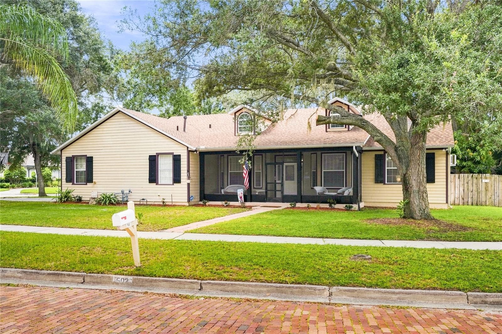 Daytime Front - 502 PALM DR, WINTER GARDEN
