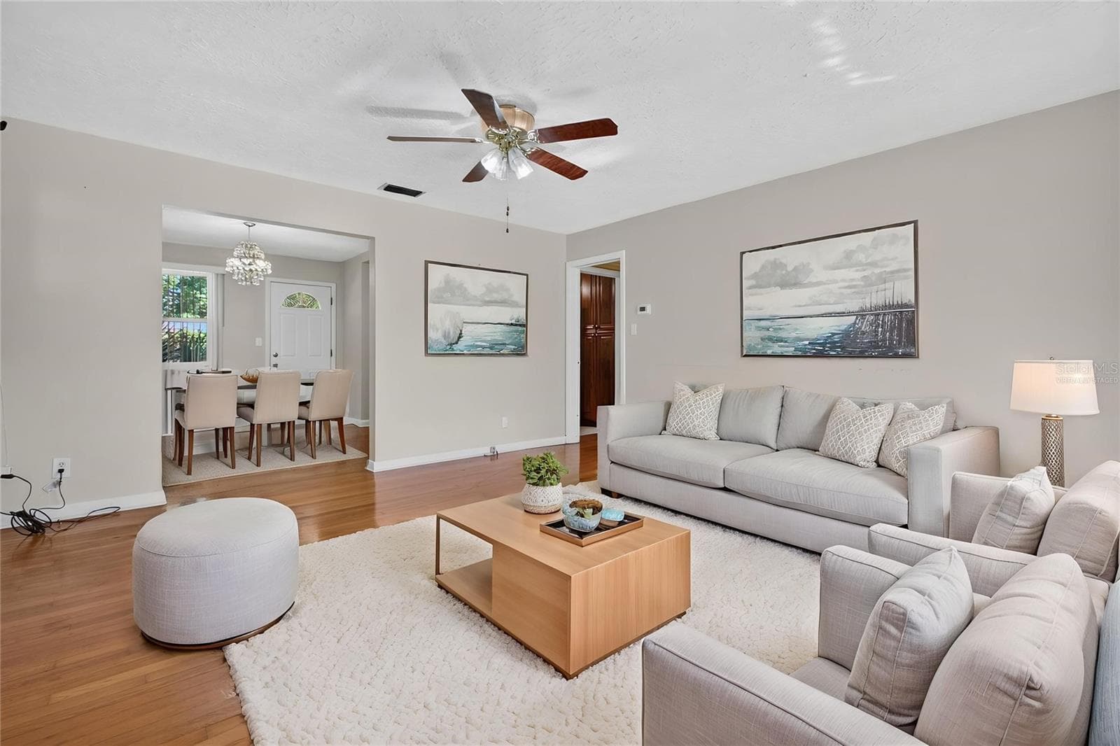 Virtually Staged - LAKE LUCINA, JACKSONVILLE