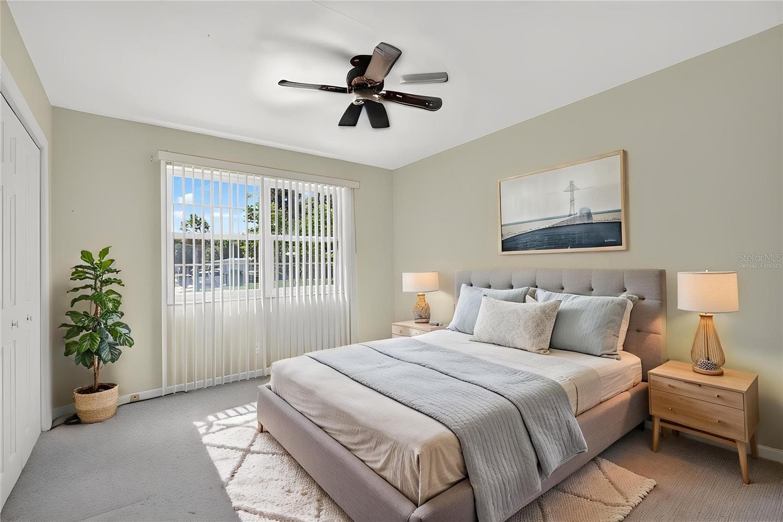 Virtually staged - LAKE LUCINA, JACKSONVILLE