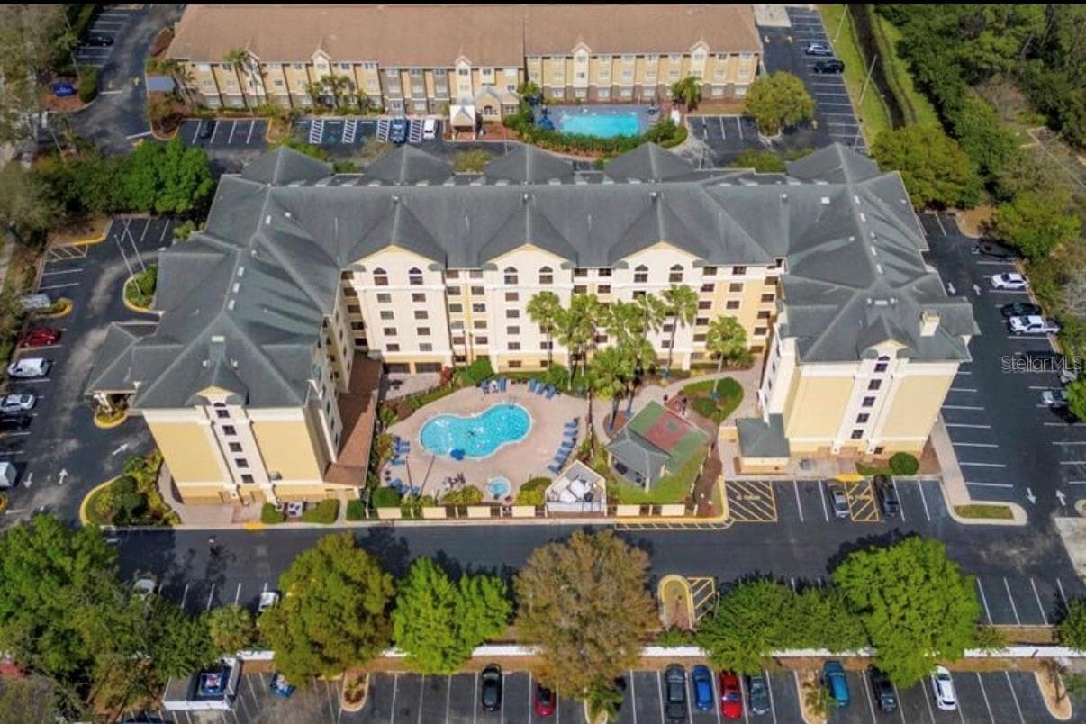 Condo - Hotel at 7601 CANADA AVE #633, ORLANDO, photo 2 of 9