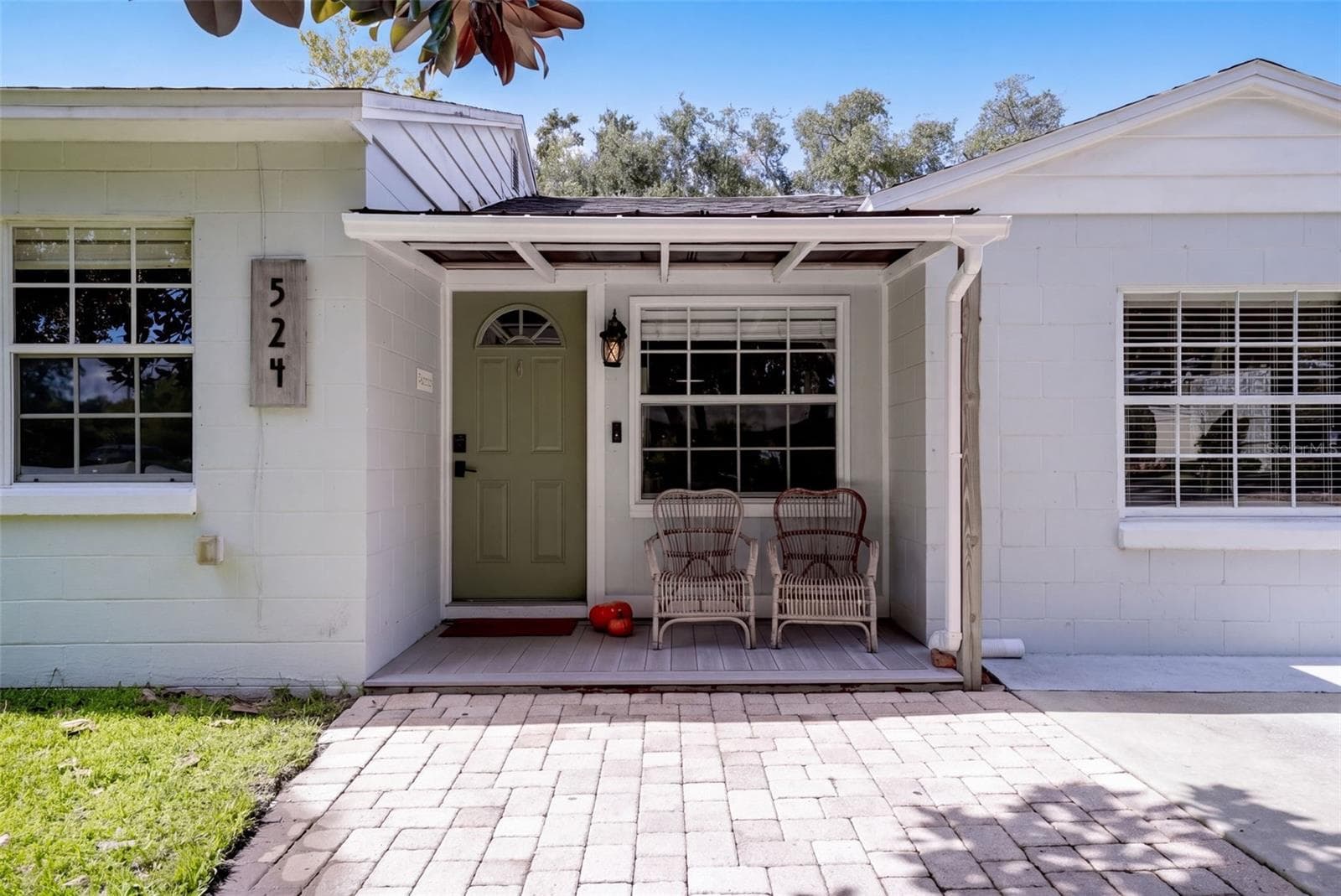 Single Family Residence at 524 S HIGHLAND AVE, WINTER GARDEN, photo 4 of 31